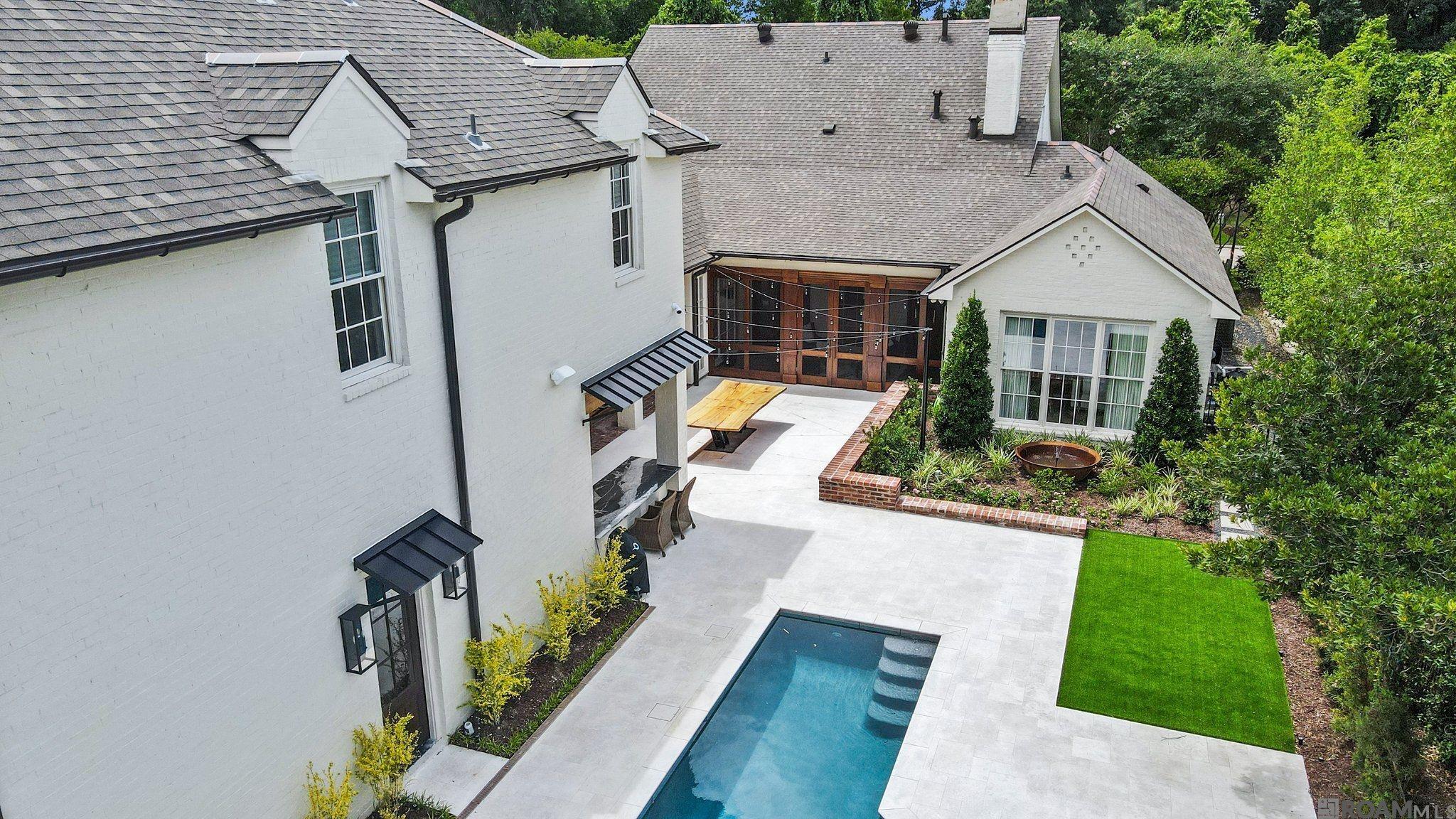 Baton Rouge, Louisiana, 70808, United States, 5 Bedrooms Bedrooms, ,5 BathroomsBathrooms,Residential,Active,2014598