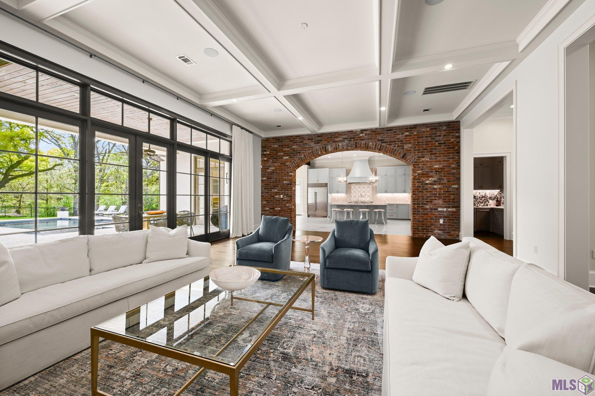 Baton Rouge, Louisiana, 70810, United States, 5 Bedrooms Bedrooms, ,6 BathroomsBathrooms,Residential,Active,1704127