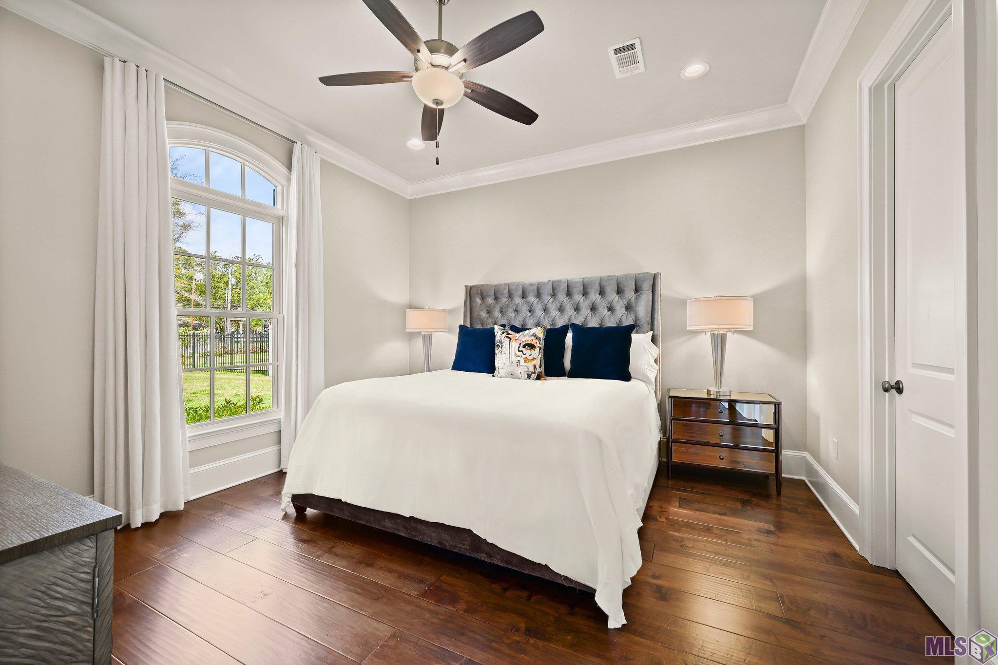 Baton Rouge, Louisiana, 70810, United States, 5 Bedrooms Bedrooms, ,6 BathroomsBathrooms,Residential,Active,1704127