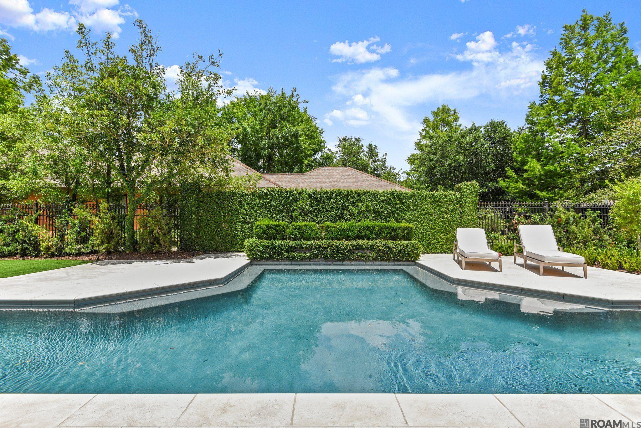 Baton Rouge, Louisiana, 70808, United States, 5 Bedrooms Bedrooms, ,5 BathroomsBathrooms,Residential,Active,2014598