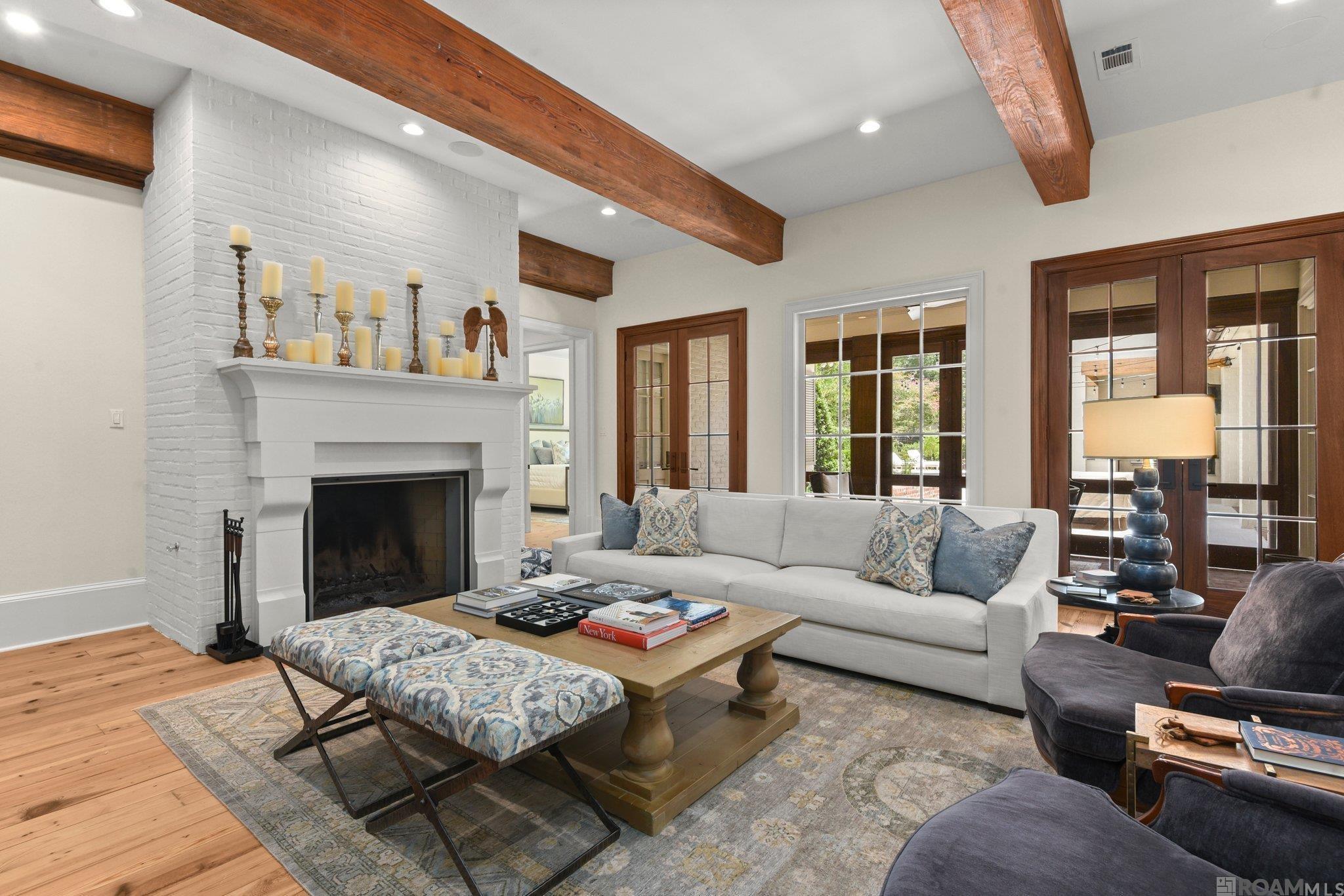 Baton Rouge, Louisiana, 70808, United States, 5 Bedrooms Bedrooms, ,5 BathroomsBathrooms,Residential,Active,2014598