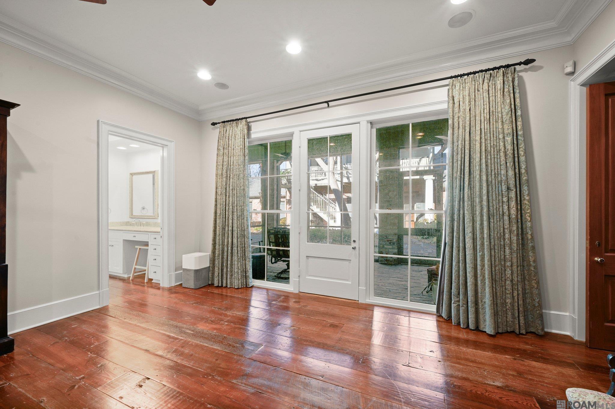 Baton Rouge, Louisiana, 70810, United States, ,5 BathroomsBathrooms,Residential,Active,1732390