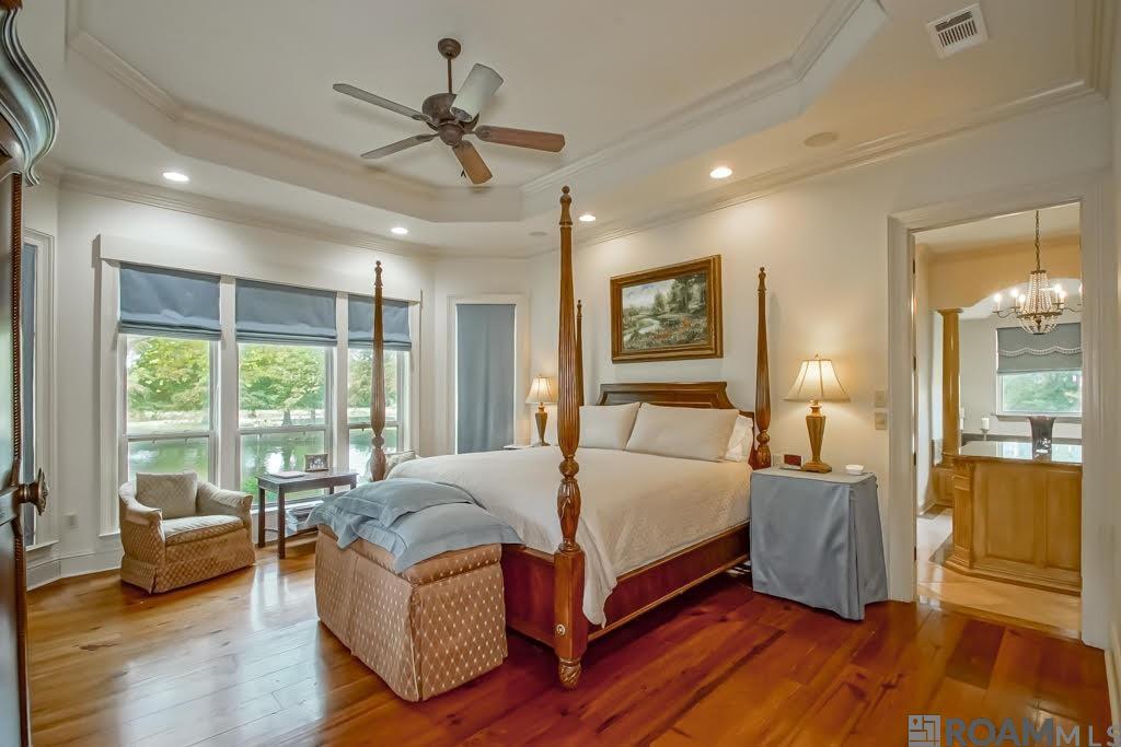 Baton Rouge, Louisiana, 70810, United States, 6 Bedrooms Bedrooms, ,5 BathroomsBathrooms,Residential,Active,1919393