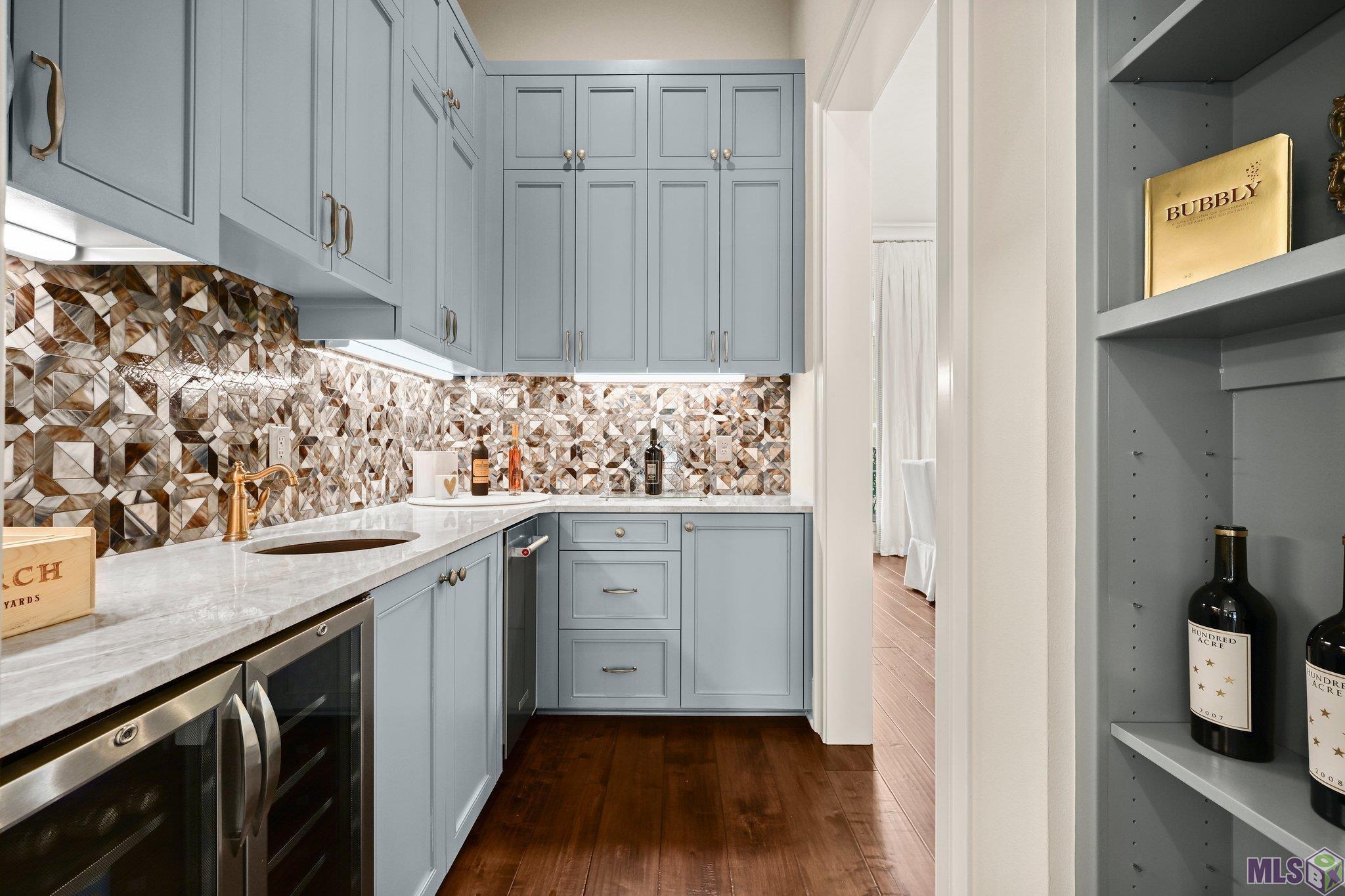 Baton Rouge, Louisiana, 70810, United States, 5 Bedrooms Bedrooms, ,6 BathroomsBathrooms,Residential,Active,1704127