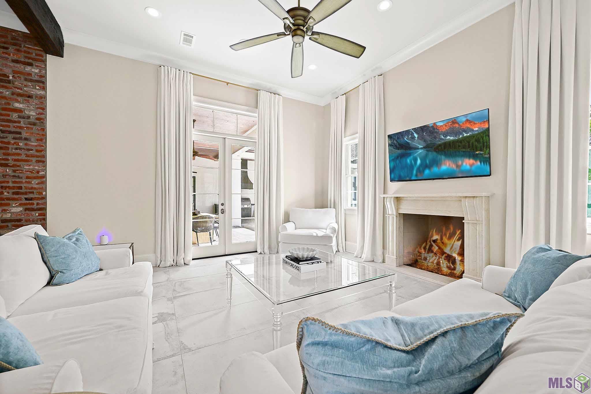 Baton Rouge, Louisiana, 70810, United States, 5 Bedrooms Bedrooms, ,6 BathroomsBathrooms,Residential,Active,1704127