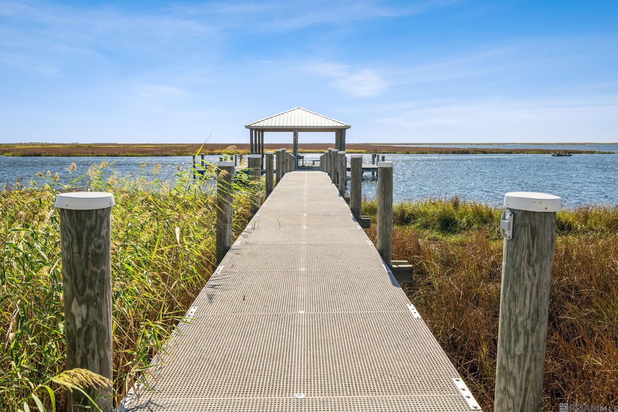 Slidell, Louisiana, 70461, United States, 5 Bedrooms Bedrooms, ,6 BathroomsBathrooms,Residential,Active,1963413