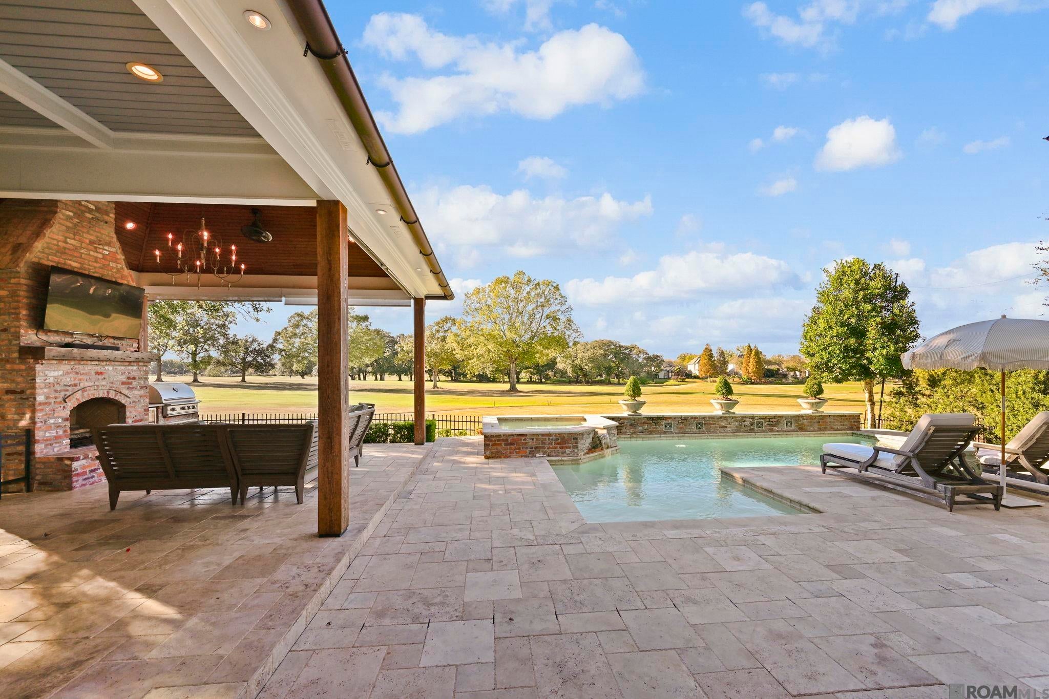 Saint George, Louisiana, 70809, United States, 5 Bedrooms Bedrooms, ,6 BathroomsBathrooms,Residential,Active,2009816