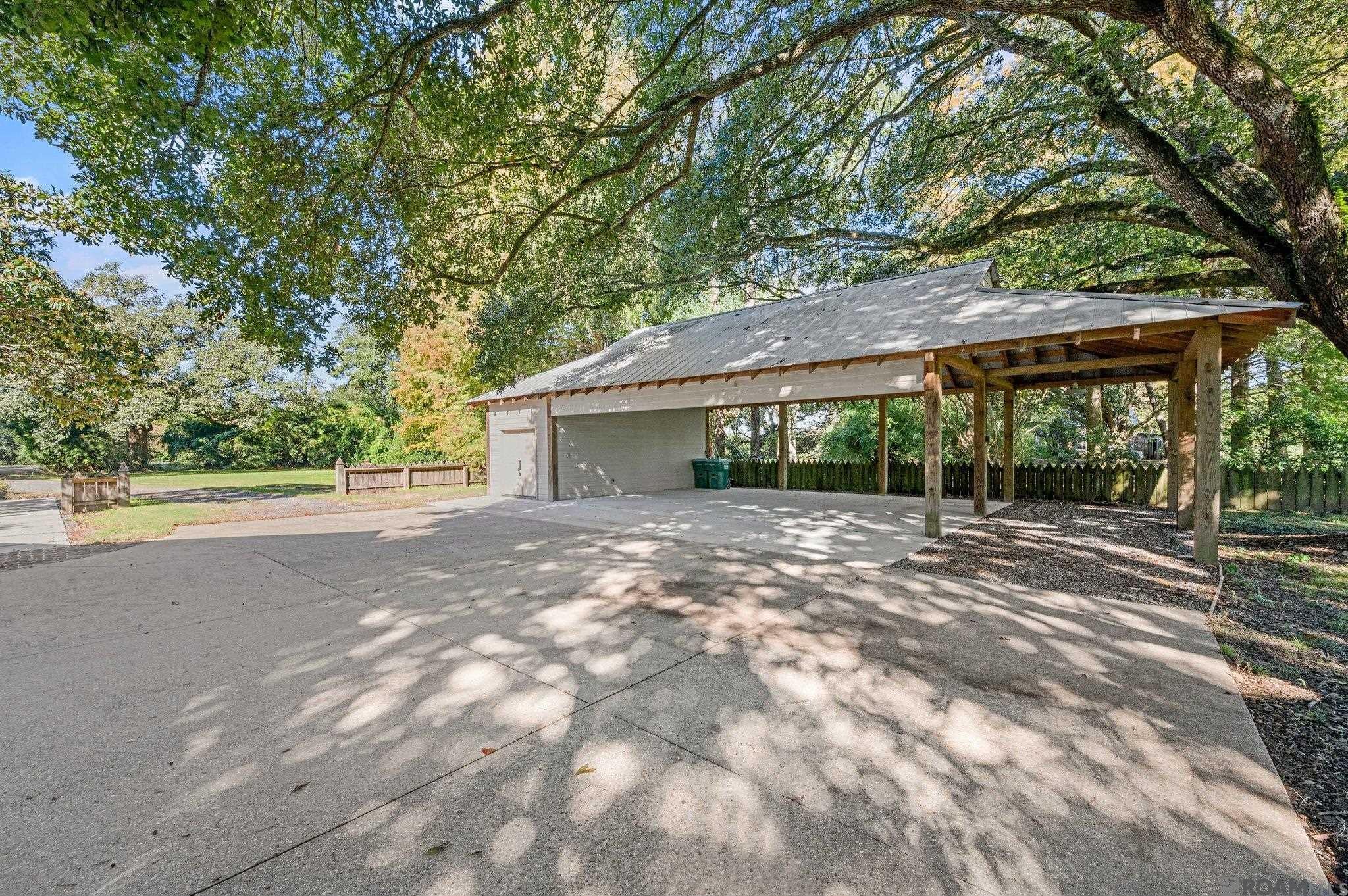 Port Allen, Louisiana, 70767, United States, ,3 BathroomsBathrooms,Residential,Active,1703829