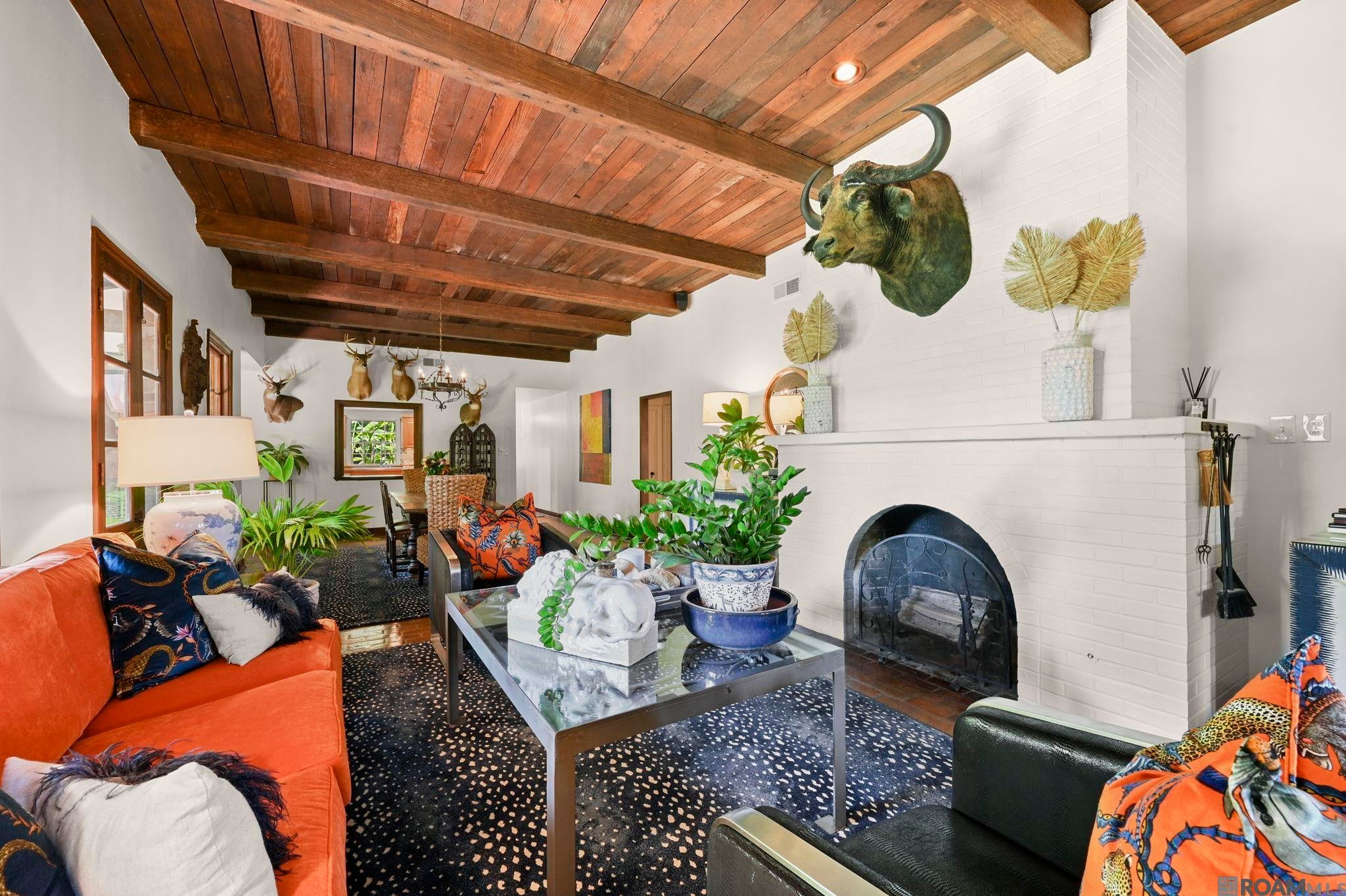 Baton Rouge, Louisiana, 70808, United States, 4 Bedrooms Bedrooms, ,5 BathroomsBathrooms,Residential,Active,1945865