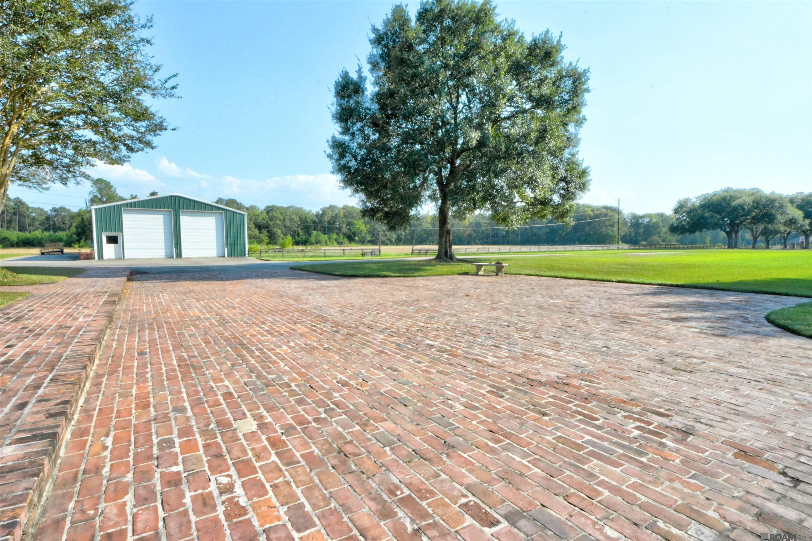 Central, Louisiana, 70770, United States, 5 Bedrooms Bedrooms, ,7 BathroomsBathrooms,Residential,Active,2008021