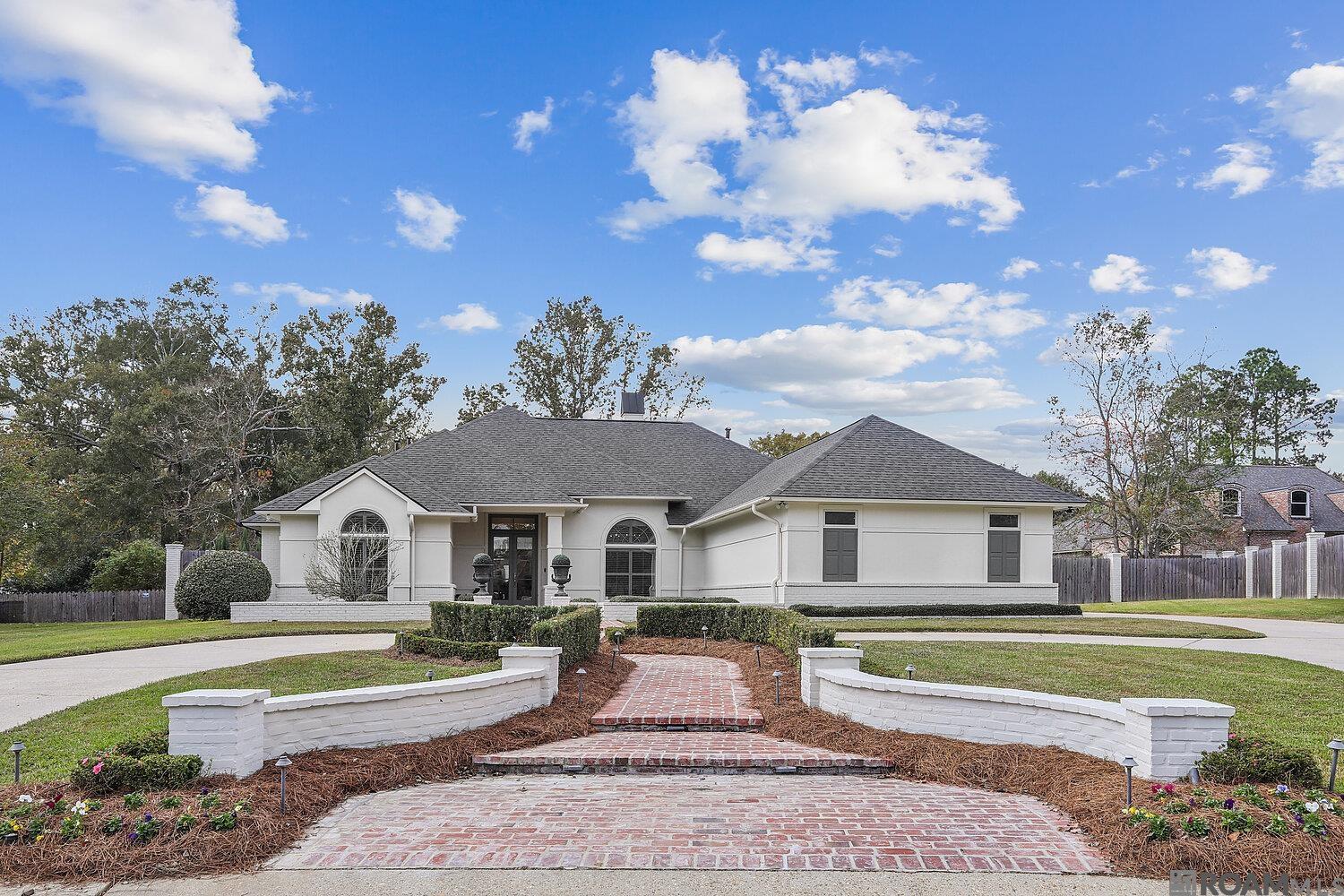 Baton Rouge, Louisiana, 70810, United States, 4 Bedrooms Bedrooms, ,4 BathroomsBathrooms,Residential,Active,1994964