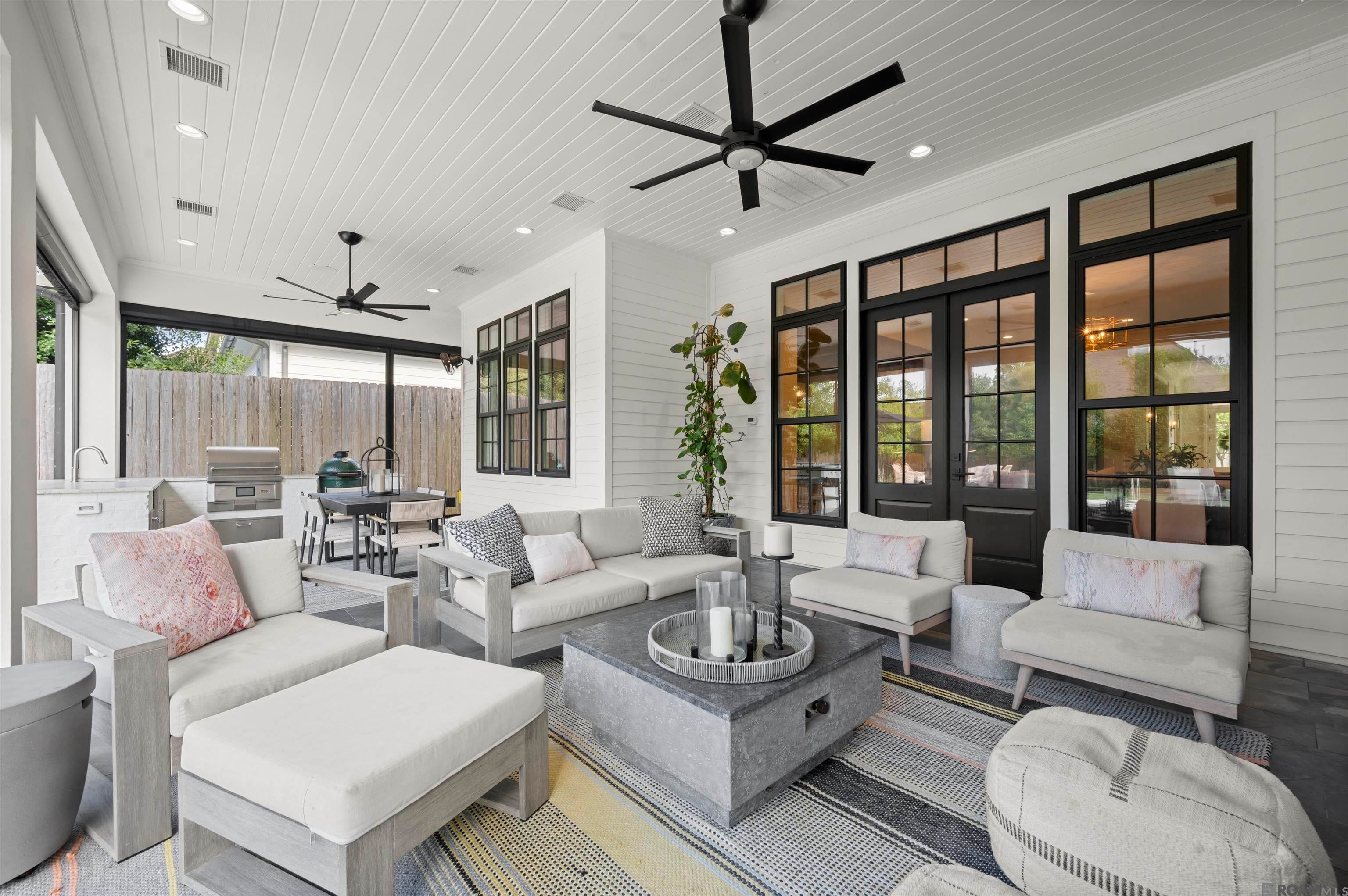 Baton Rouge, Louisiana, 70810, United States, 4 Bedrooms Bedrooms, ,4 BathroomsBathrooms,Residential,Active,1914789