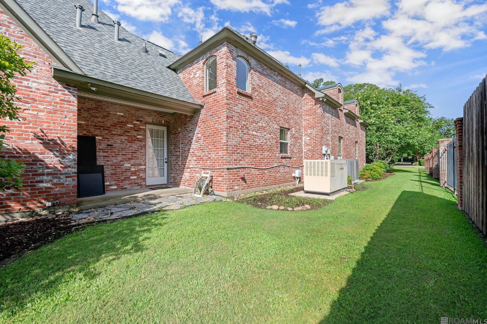 Baton Rouge, Louisiana, 70809, United States, ,5 BathroomsBathrooms,Residential,Active,1852704