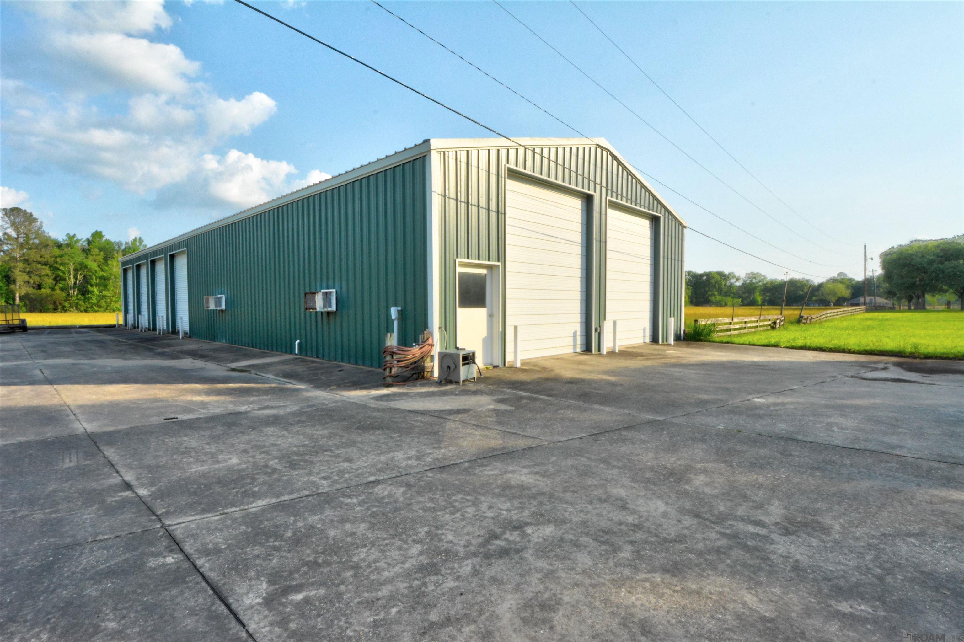 Central, Louisiana, 70770, United States, ,7 BathroomsBathrooms,Residential,Active,1820841