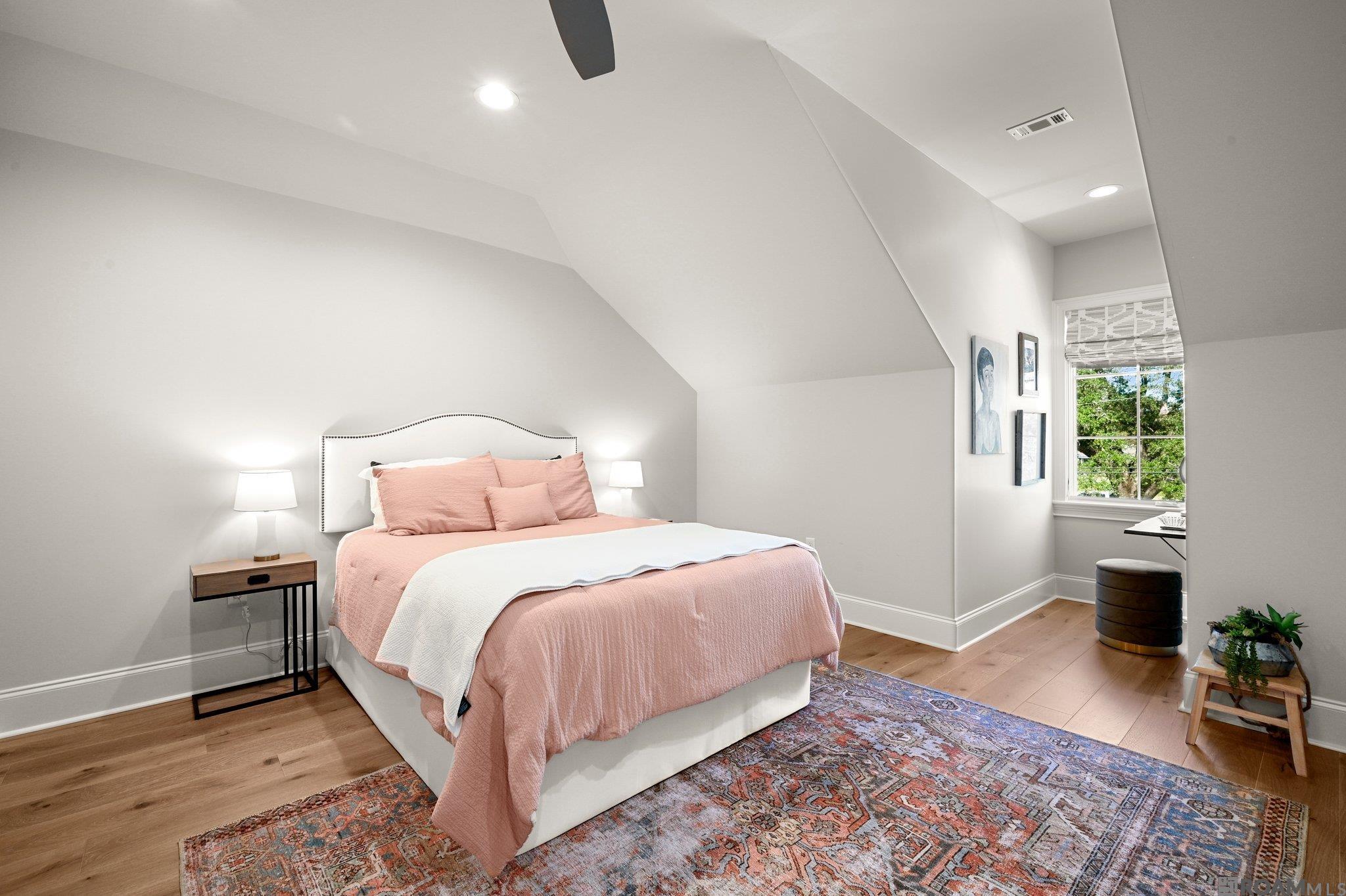 Baton Rouge, Louisiana, 70808, United States, 4 Bedrooms Bedrooms, ,7 BathroomsBathrooms,Residential,Active,1963274