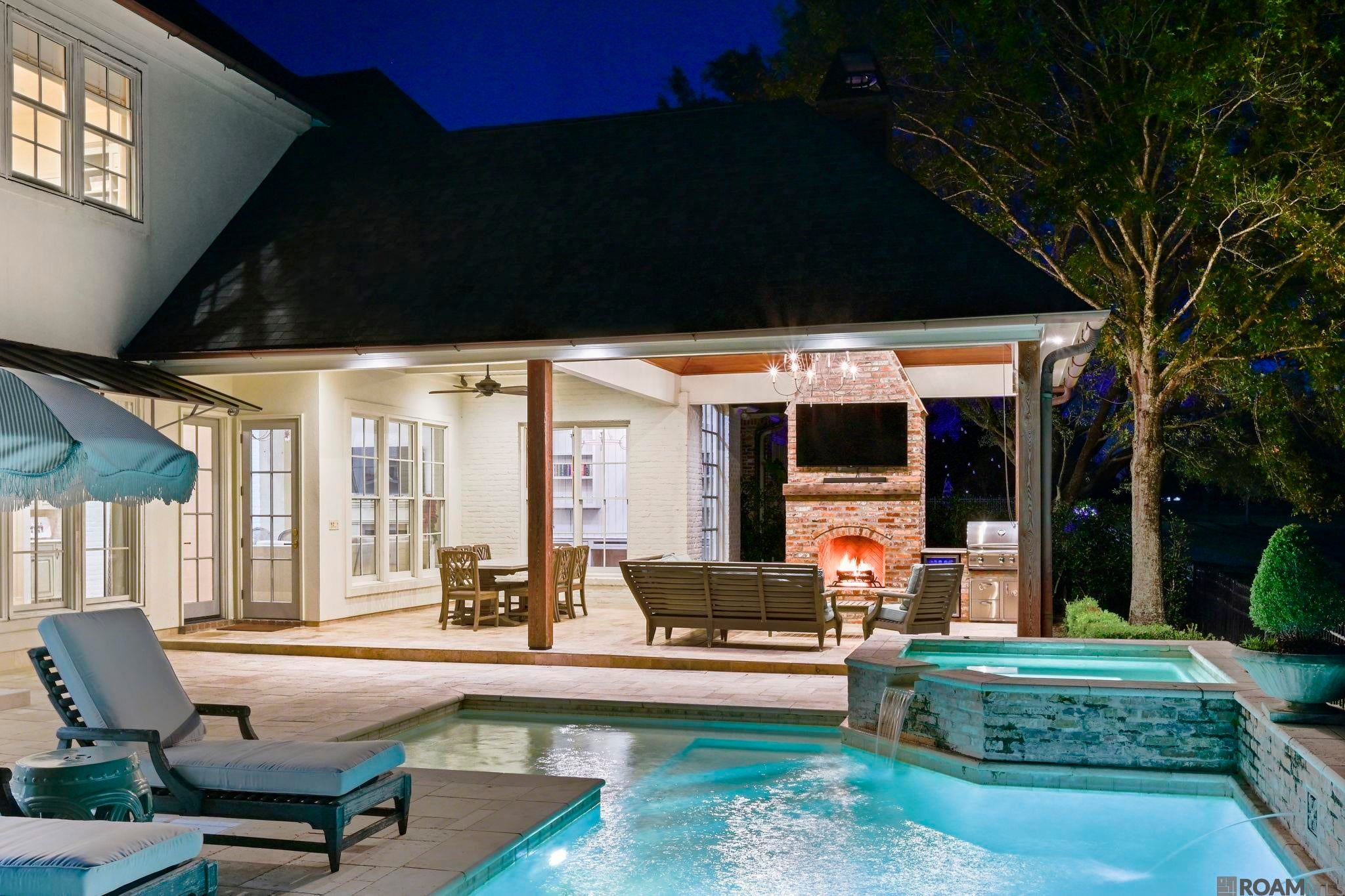 Saint George, Louisiana, 70809, United States, 5 Bedrooms Bedrooms, ,6 BathroomsBathrooms,Residential,Active,2009816