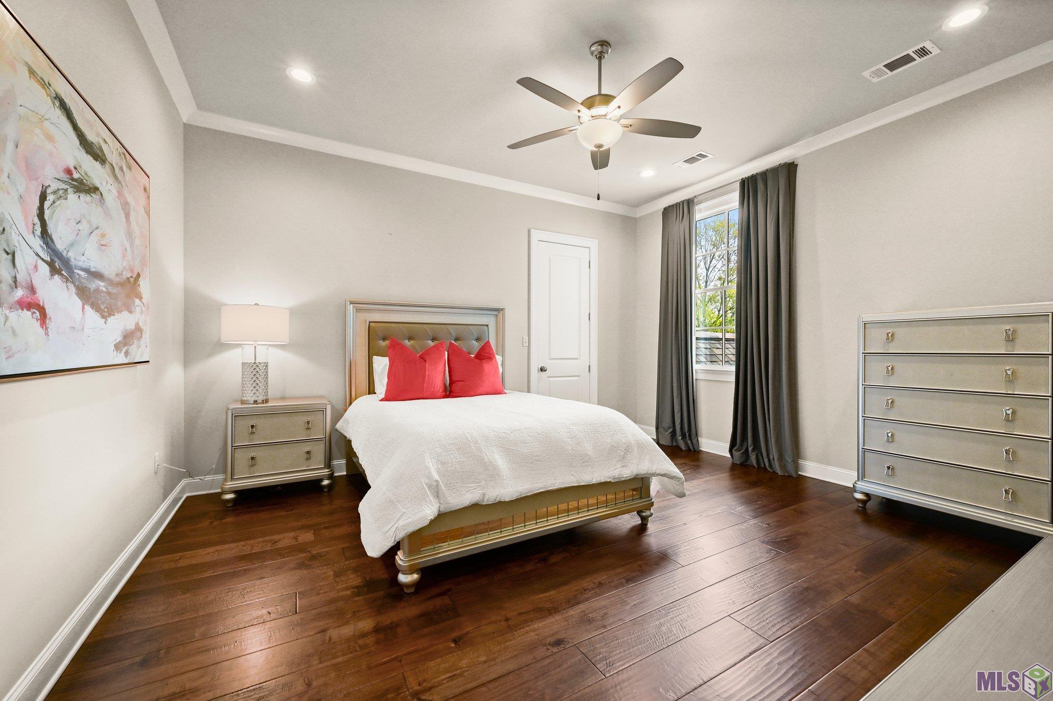 Baton Rouge, Louisiana, 70810, United States, 5 Bedrooms Bedrooms, ,6 BathroomsBathrooms,Residential,Active,1704127