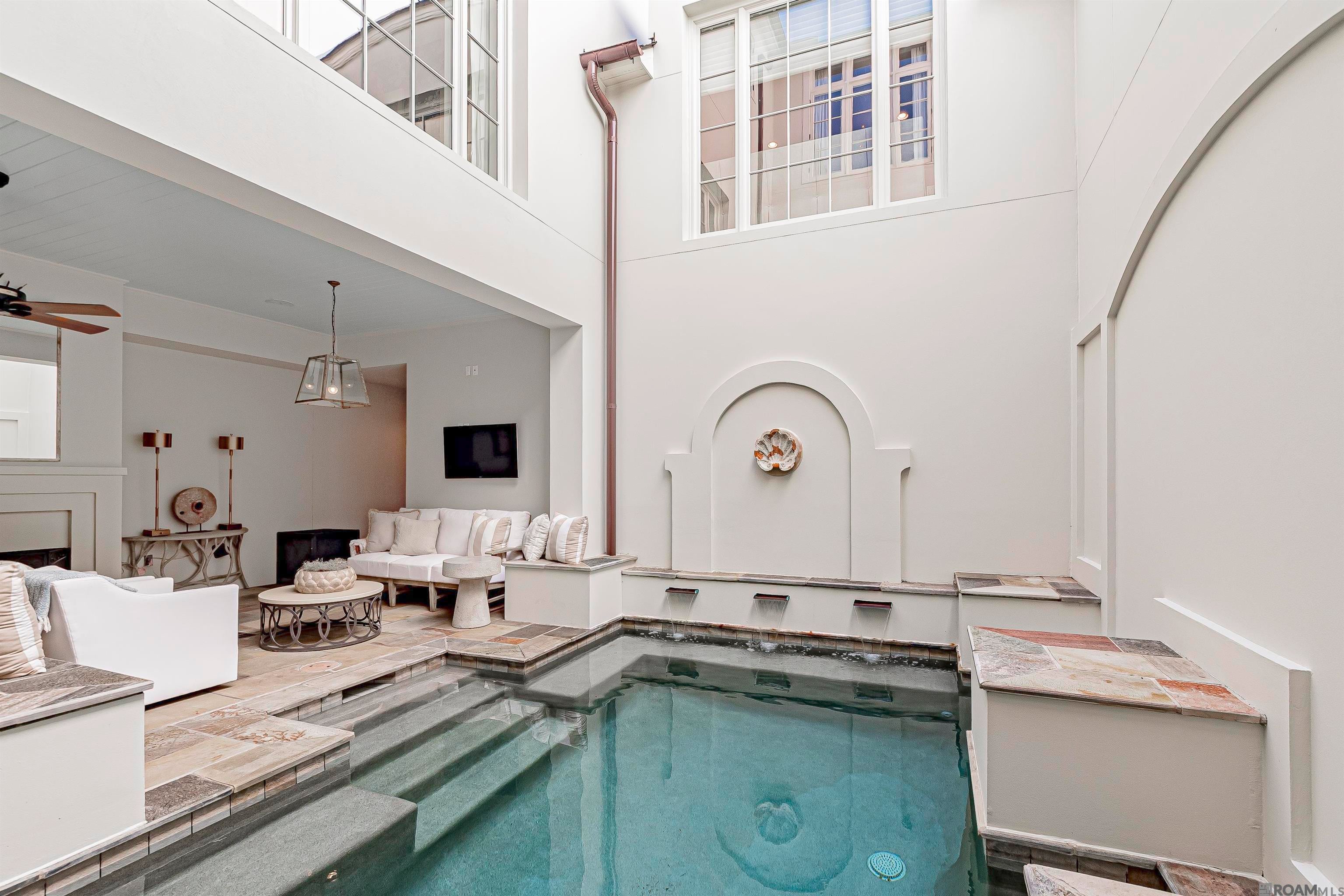 Baton Rouge, Louisiana, 70809, United States, 3 Bedrooms Bedrooms, ,5 BathroomsBathrooms,Residential,Active,1723136