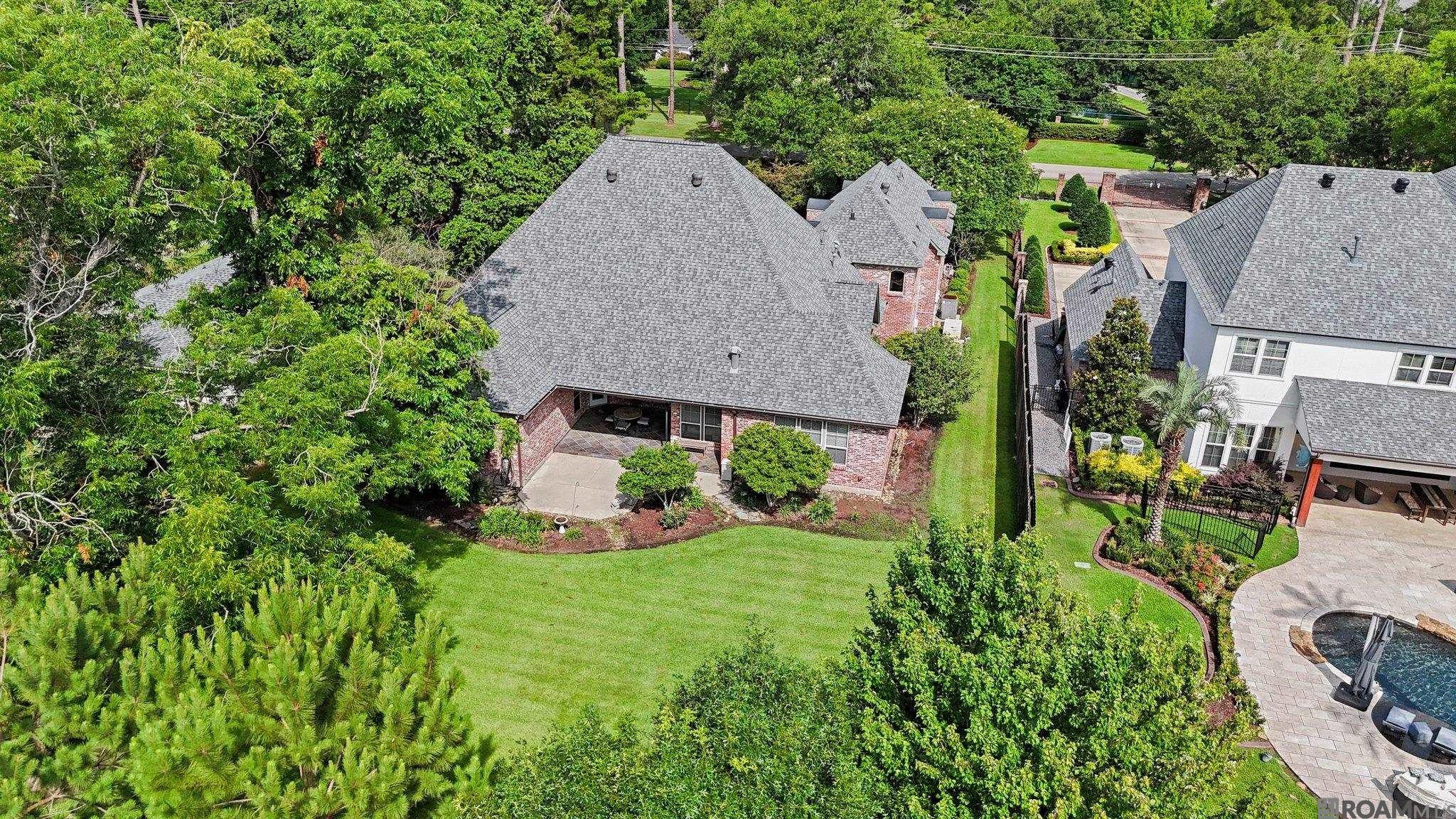 Baton Rouge, Louisiana, 70809, United States, ,5 BathroomsBathrooms,Residential,Active,1852704