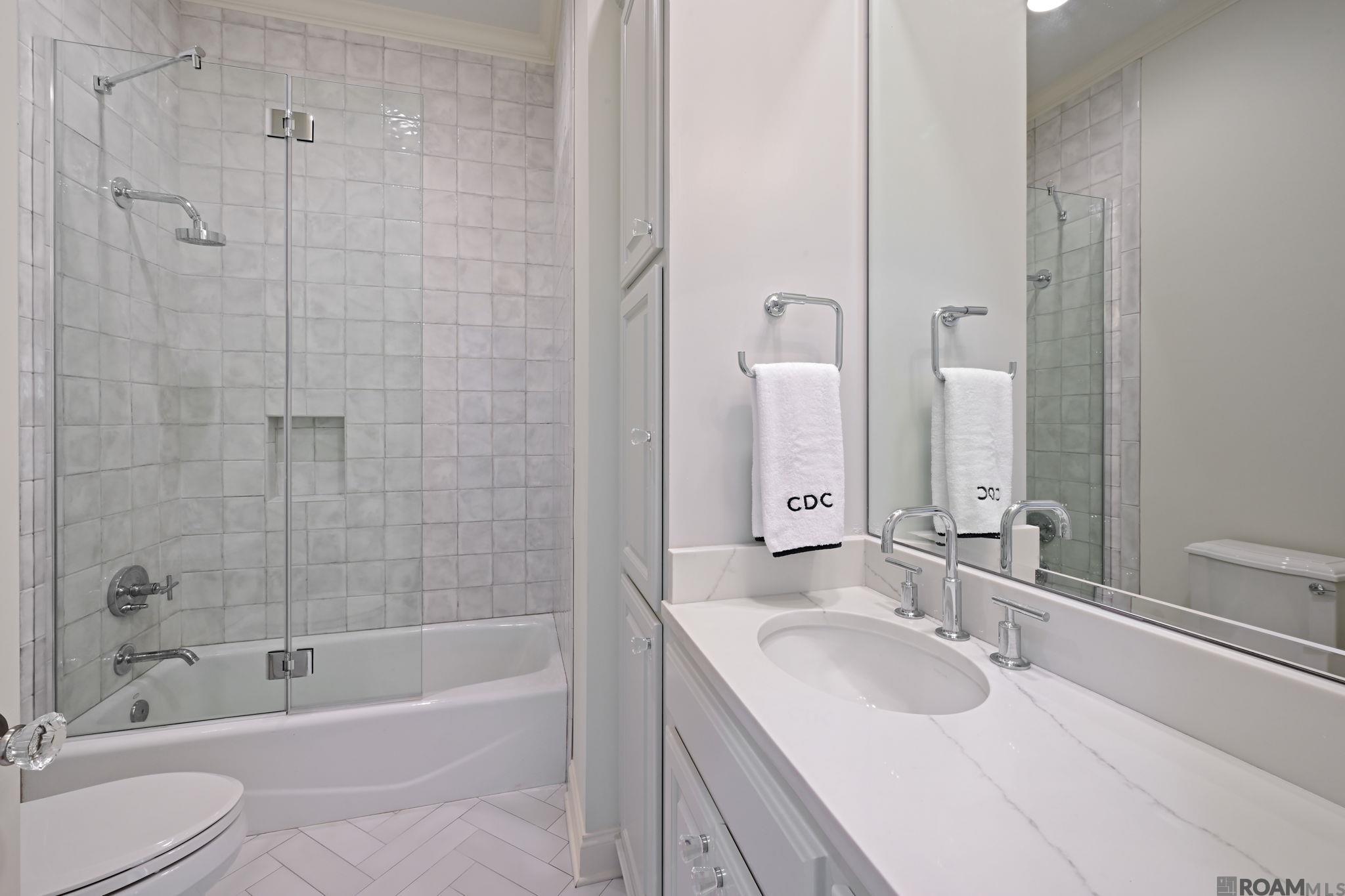 Saint George, Louisiana, 70809, United States, 5 Bedrooms Bedrooms, ,6 BathroomsBathrooms,Residential,Active,2009816