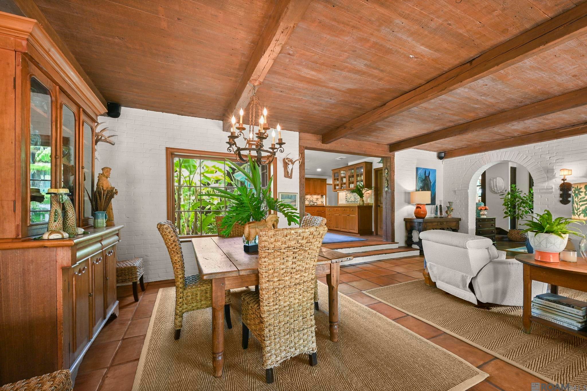 Baton Rouge, Louisiana, 70808, United States, 4 Bedrooms Bedrooms, ,5 BathroomsBathrooms,Residential,Active,1945865