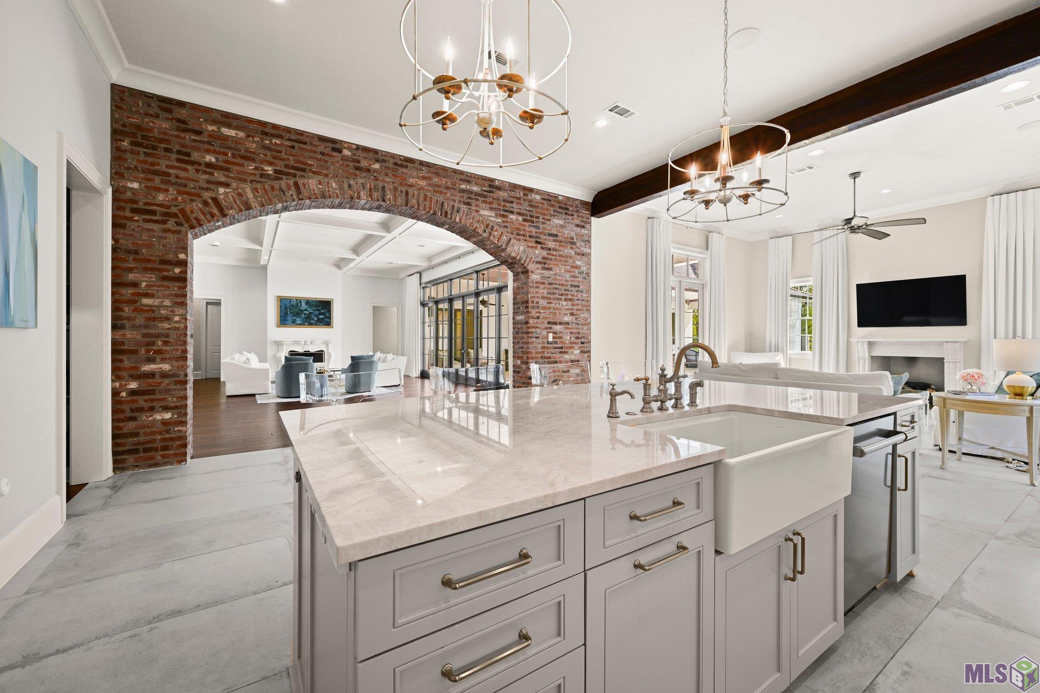 Baton Rouge, Louisiana, 70810, United States, 5 Bedrooms Bedrooms, ,6 BathroomsBathrooms,Residential,Active,1704127