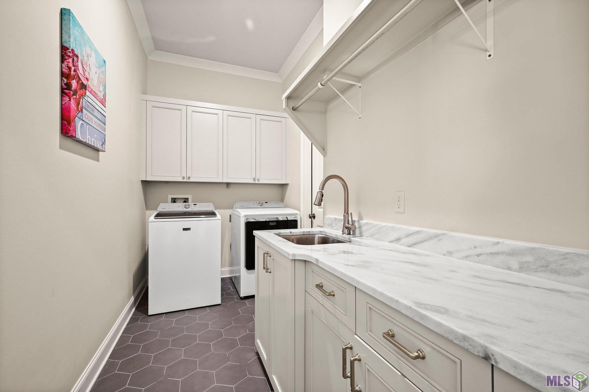 Baton Rouge, Louisiana, 70810, United States, 5 Bedrooms Bedrooms, ,6 BathroomsBathrooms,Residential,Active,1704127