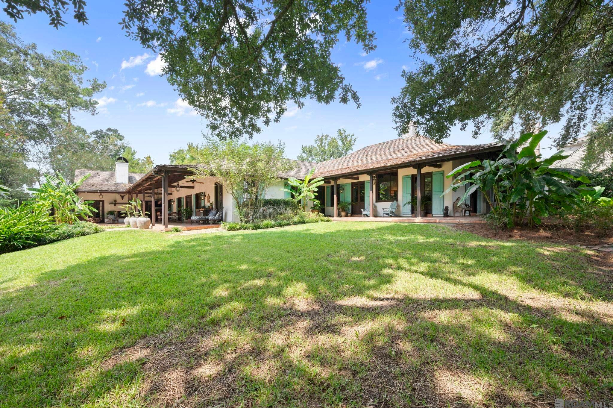 Baton Rouge, Louisiana, 70808, United States, 4 Bedrooms Bedrooms, ,5 BathroomsBathrooms,Residential,Active,1945865