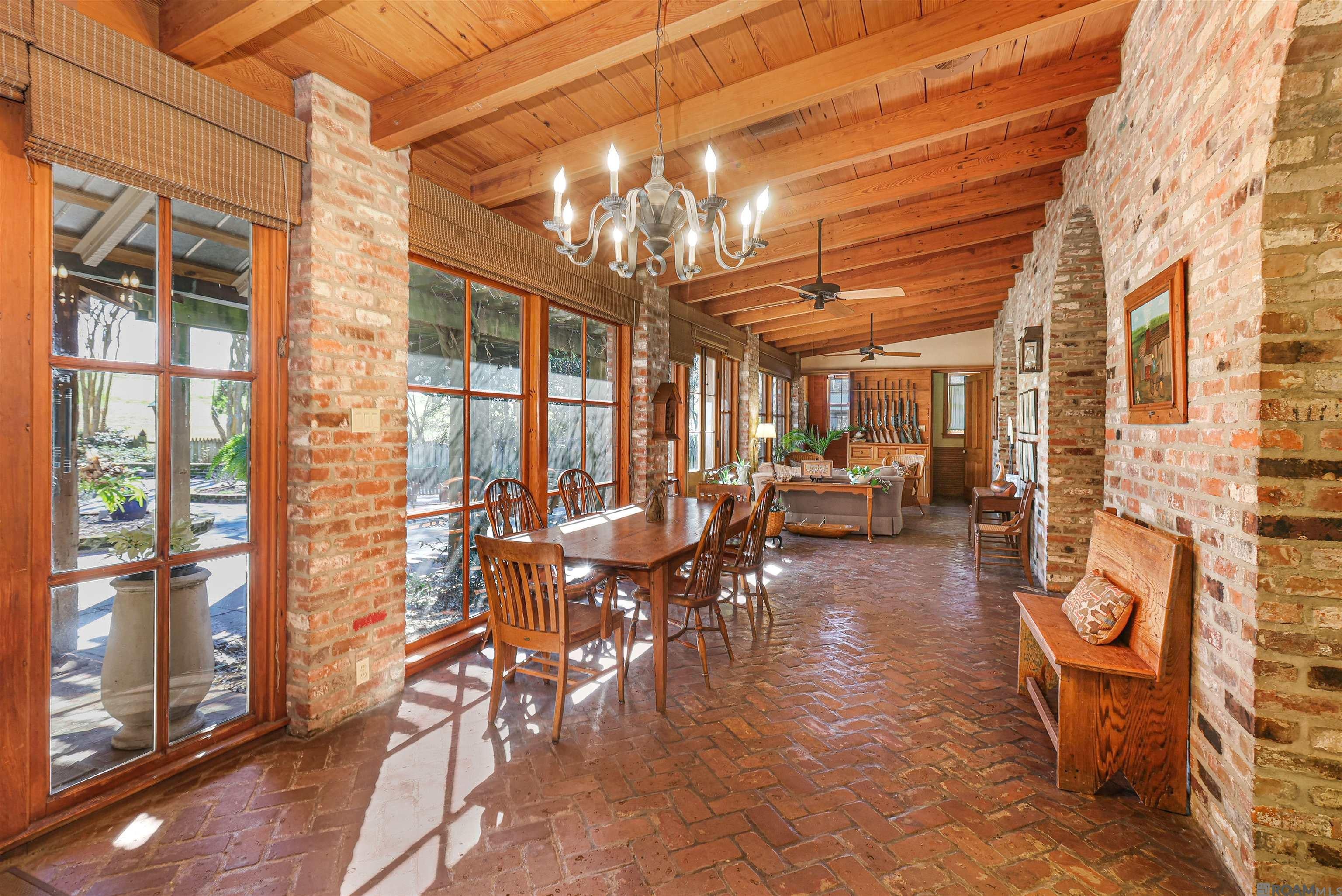 Port Allen, Louisiana, 70767, United States, ,3 BathroomsBathrooms,Residential,Active,1703829