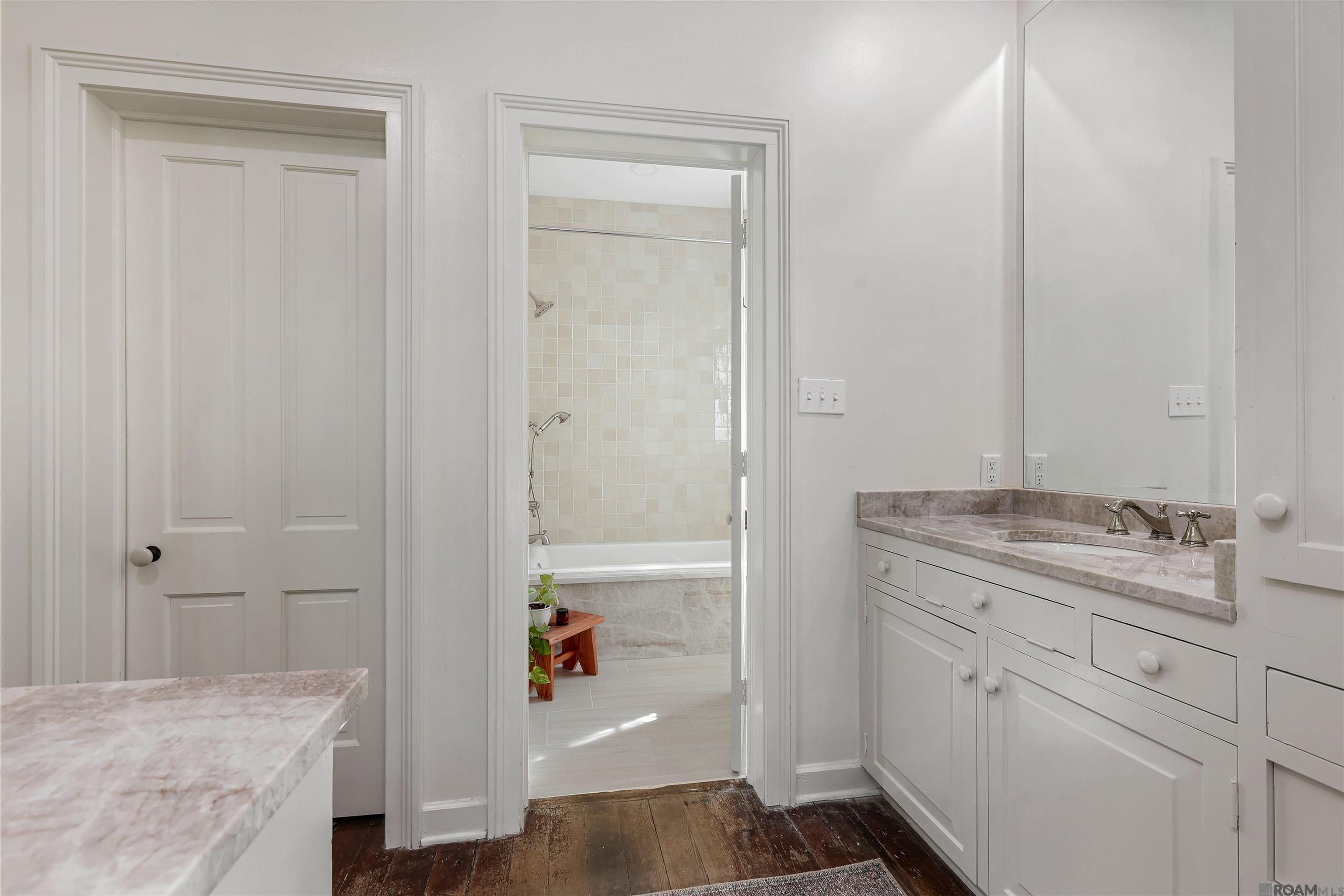 Port Allen, Louisiana, 70767, United States, ,3 BathroomsBathrooms,Residential,Active,1703829