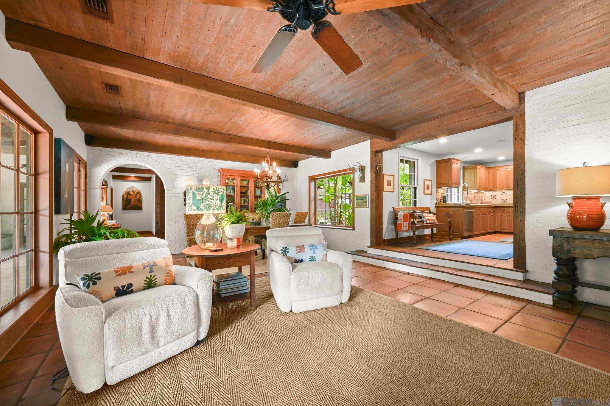 Baton Rouge, Louisiana, 70808, United States, 4 Bedrooms Bedrooms, ,5 BathroomsBathrooms,Residential,Active,1945865