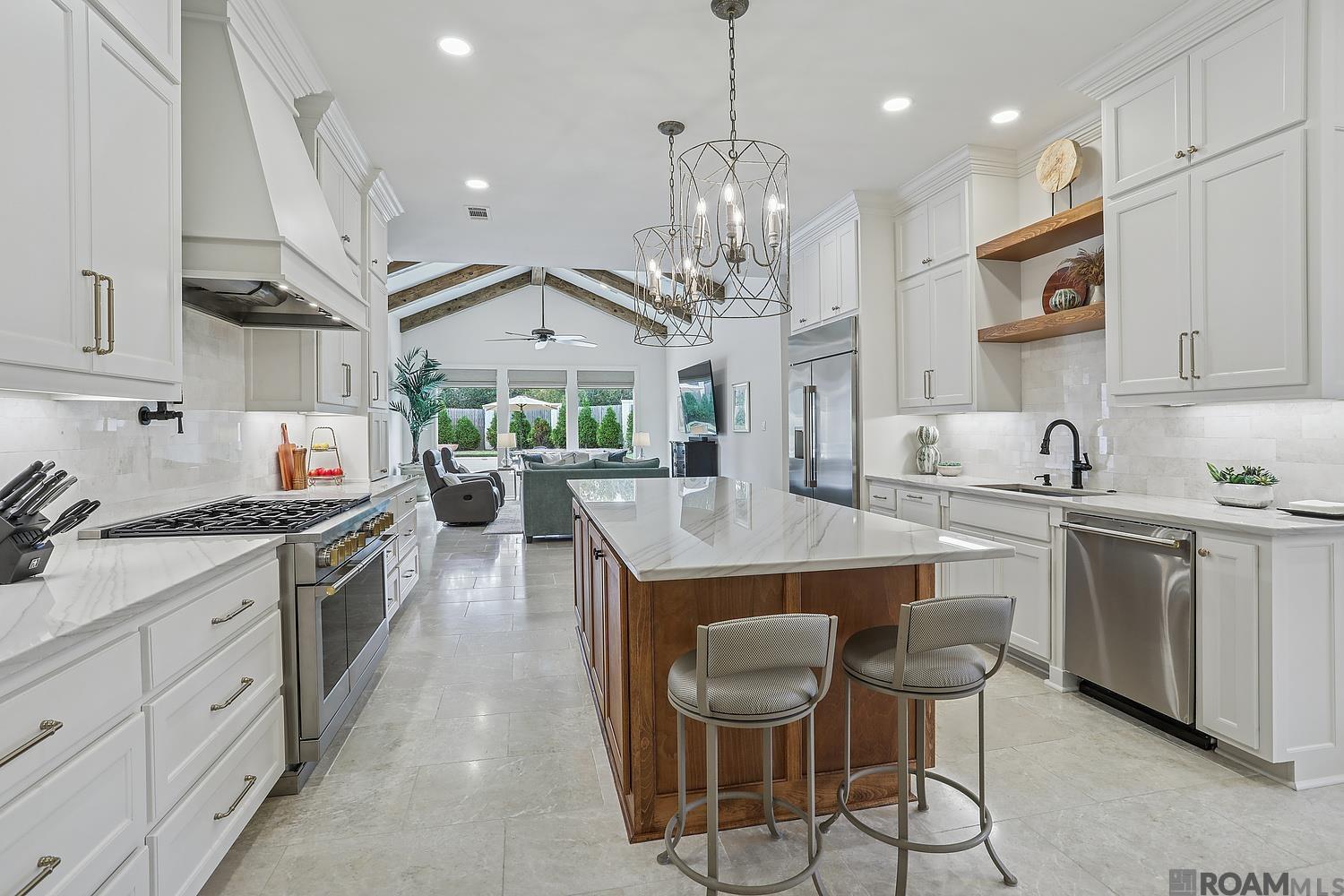 Baton Rouge, Louisiana, 70810, United States, 4 Bedrooms Bedrooms, ,4 BathroomsBathrooms,Residential,Active,1994964