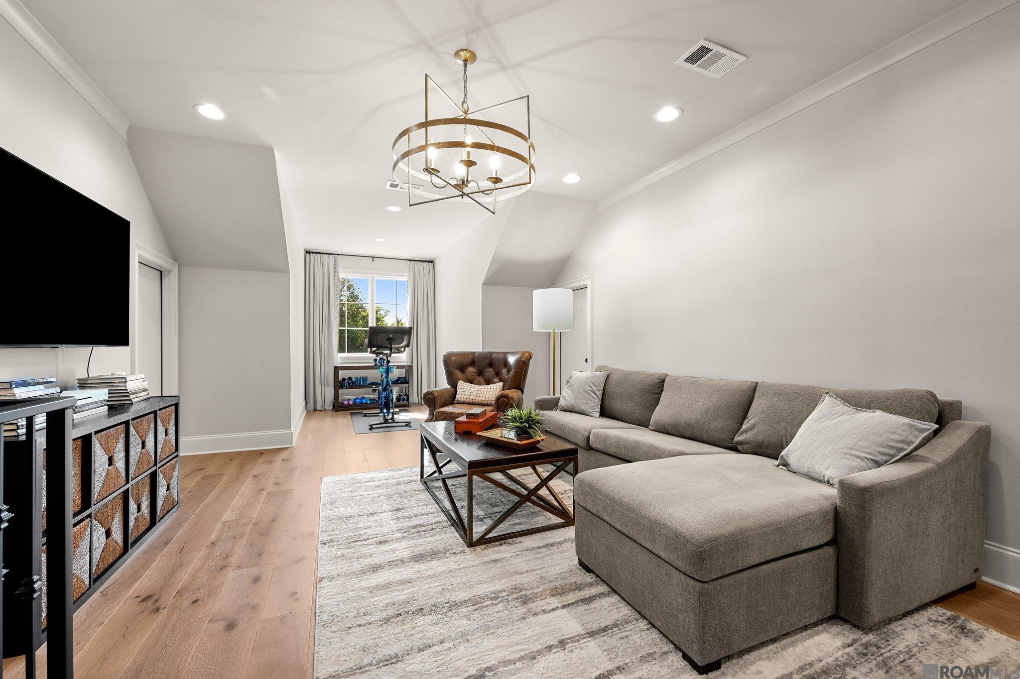 Baton Rouge, Louisiana, 70808, United States, 4 Bedrooms Bedrooms, ,7 BathroomsBathrooms,Residential,Active,1963274