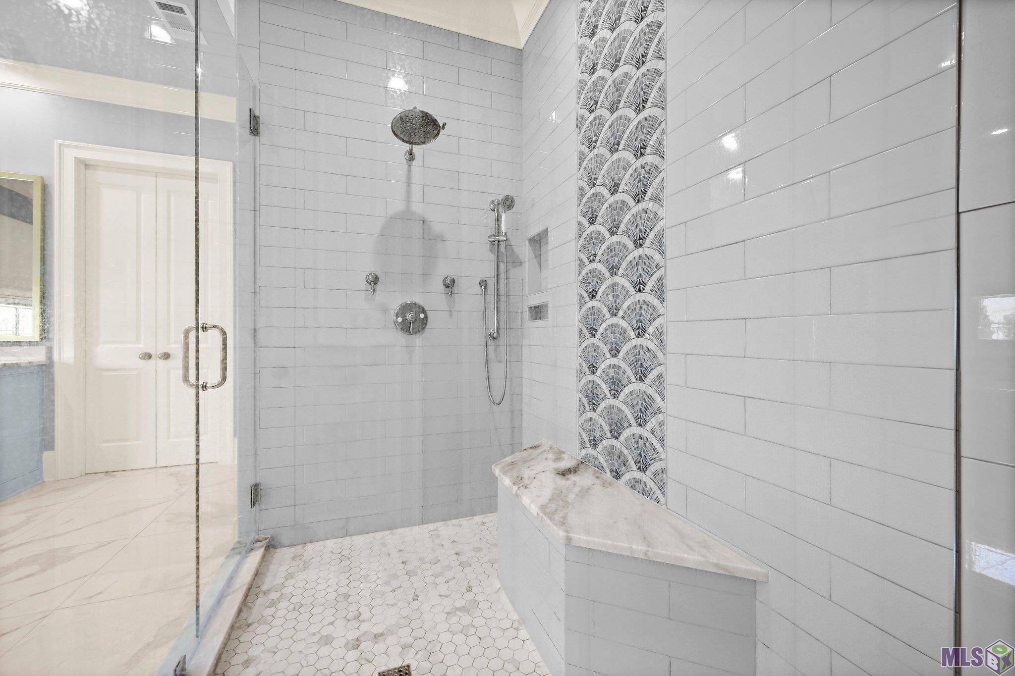 Baton Rouge, Louisiana, 70810, United States, 5 Bedrooms Bedrooms, ,6 BathroomsBathrooms,Residential,Active,1704127