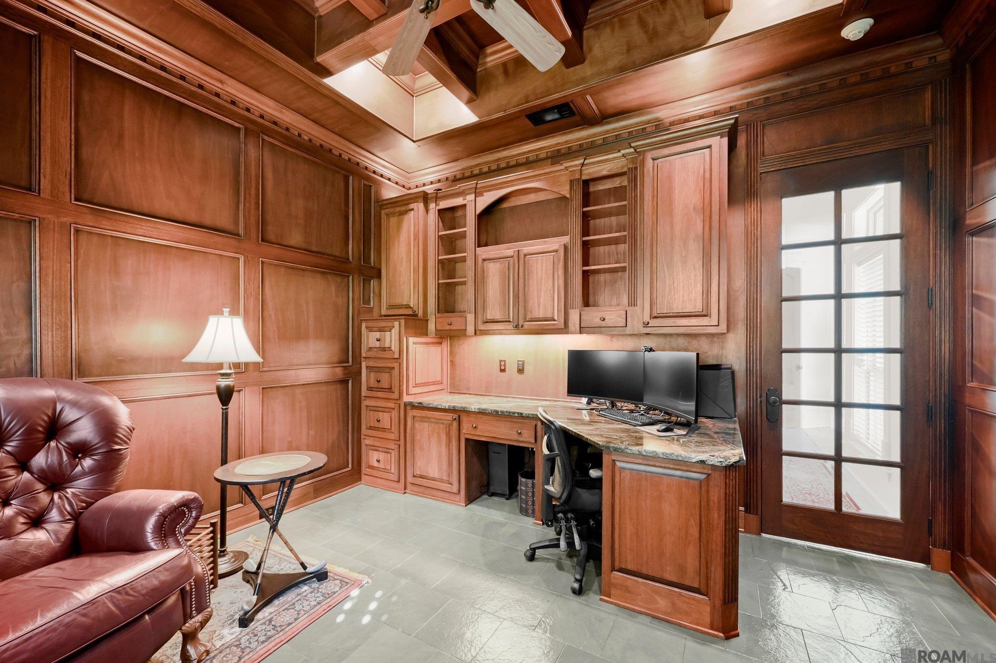 Baton Rouge, Louisiana, 70809, United States, ,5 BathroomsBathrooms,Residential,Active,1852704