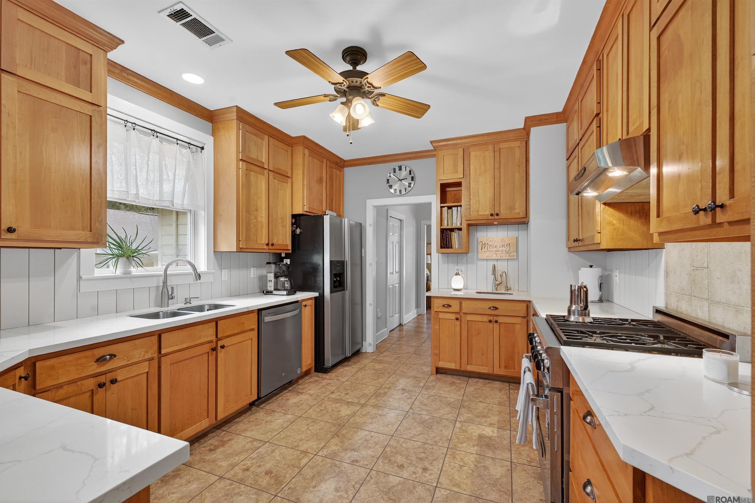 Clinton, Louisiana, 70722, United States, 3 Bedrooms Bedrooms, ,2 BathroomsBathrooms,Residential,Active,1963400