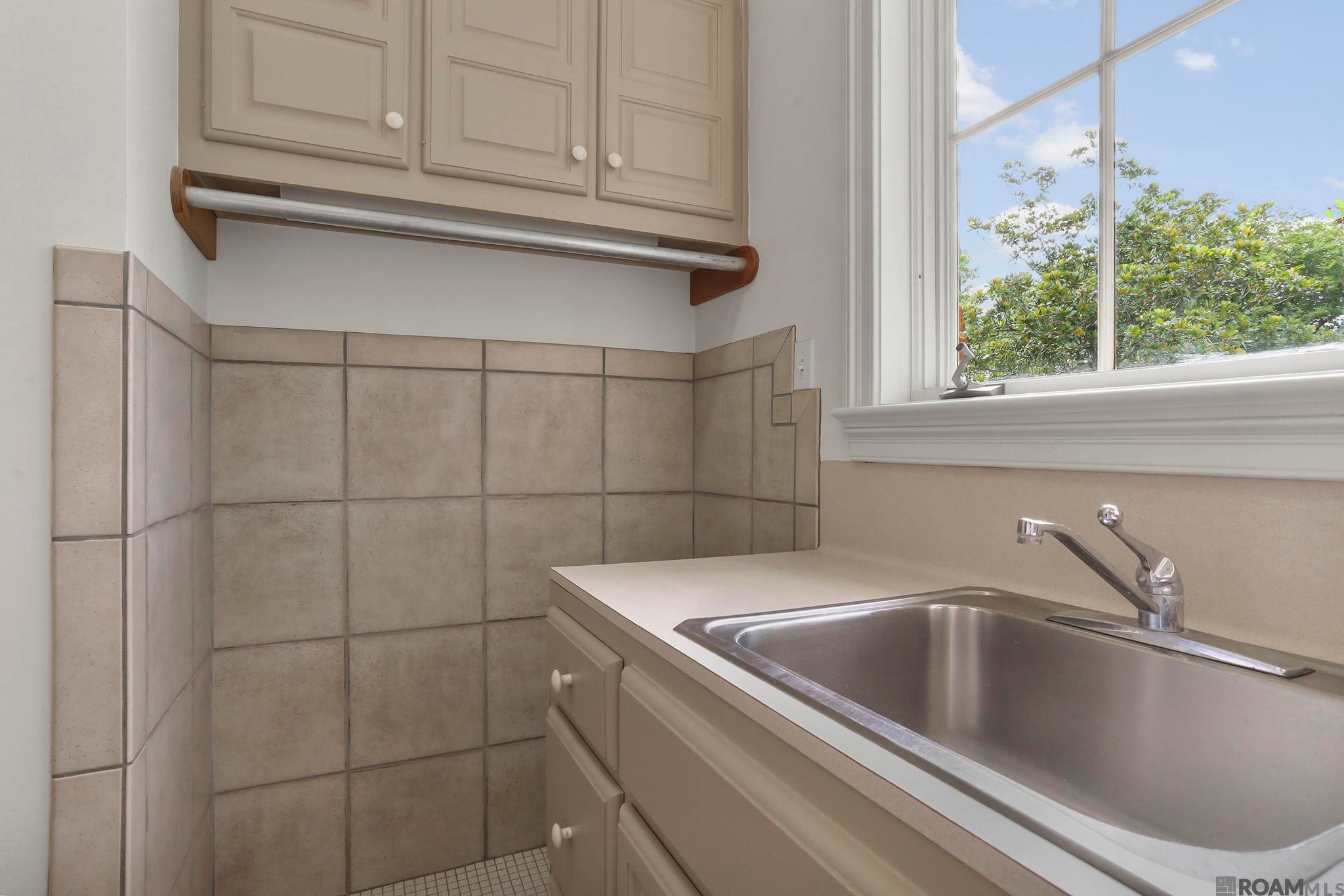 Baton Rouge, Louisiana, 70810, United States, 4 Bedrooms Bedrooms, ,5 BathroomsBathrooms,Residential,Active,1884866