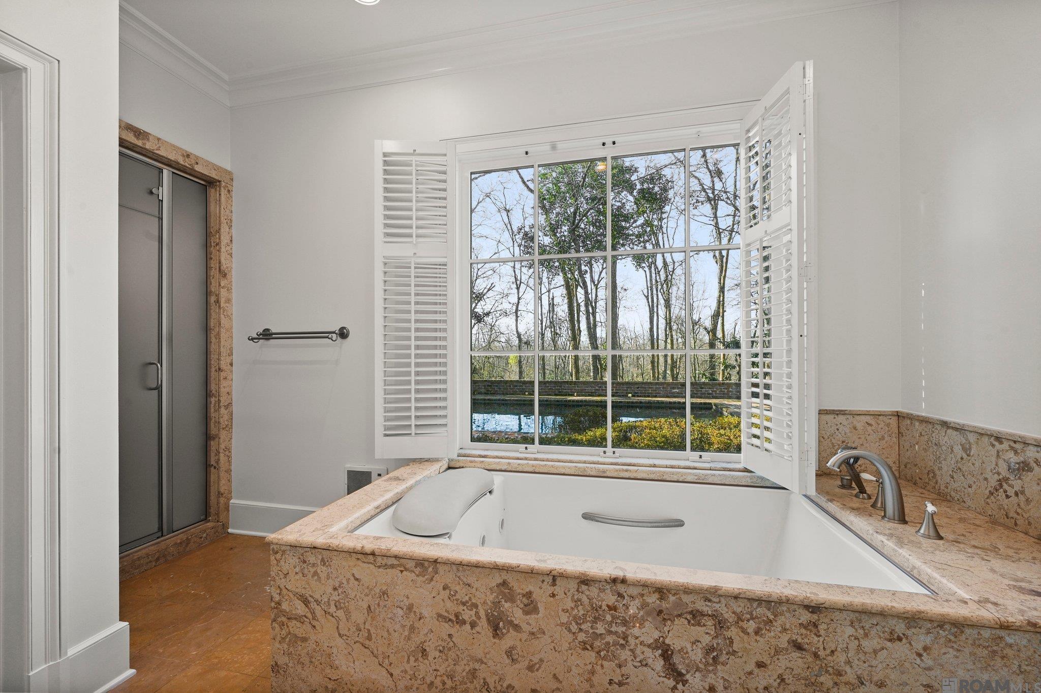 Baton Rouge, Louisiana, 70810, United States, ,5 BathroomsBathrooms,Residential,Active,1732390