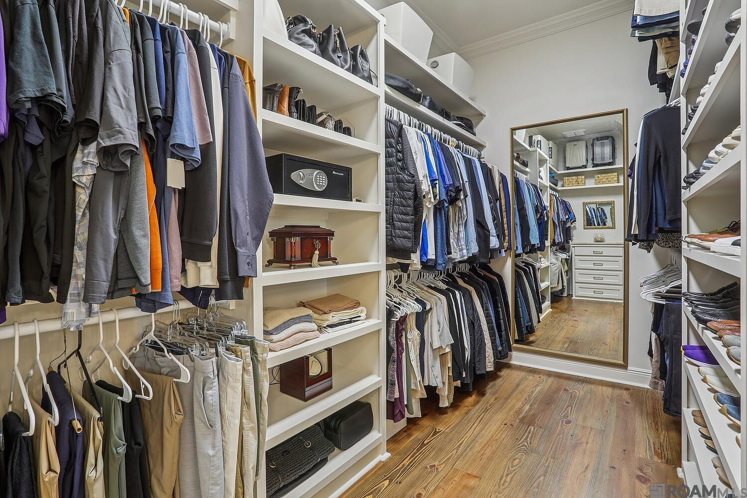 Baton Rouge, Louisiana, 70810, United States, 4 Bedrooms Bedrooms, ,4 BathroomsBathrooms,Residential,Active,1994964