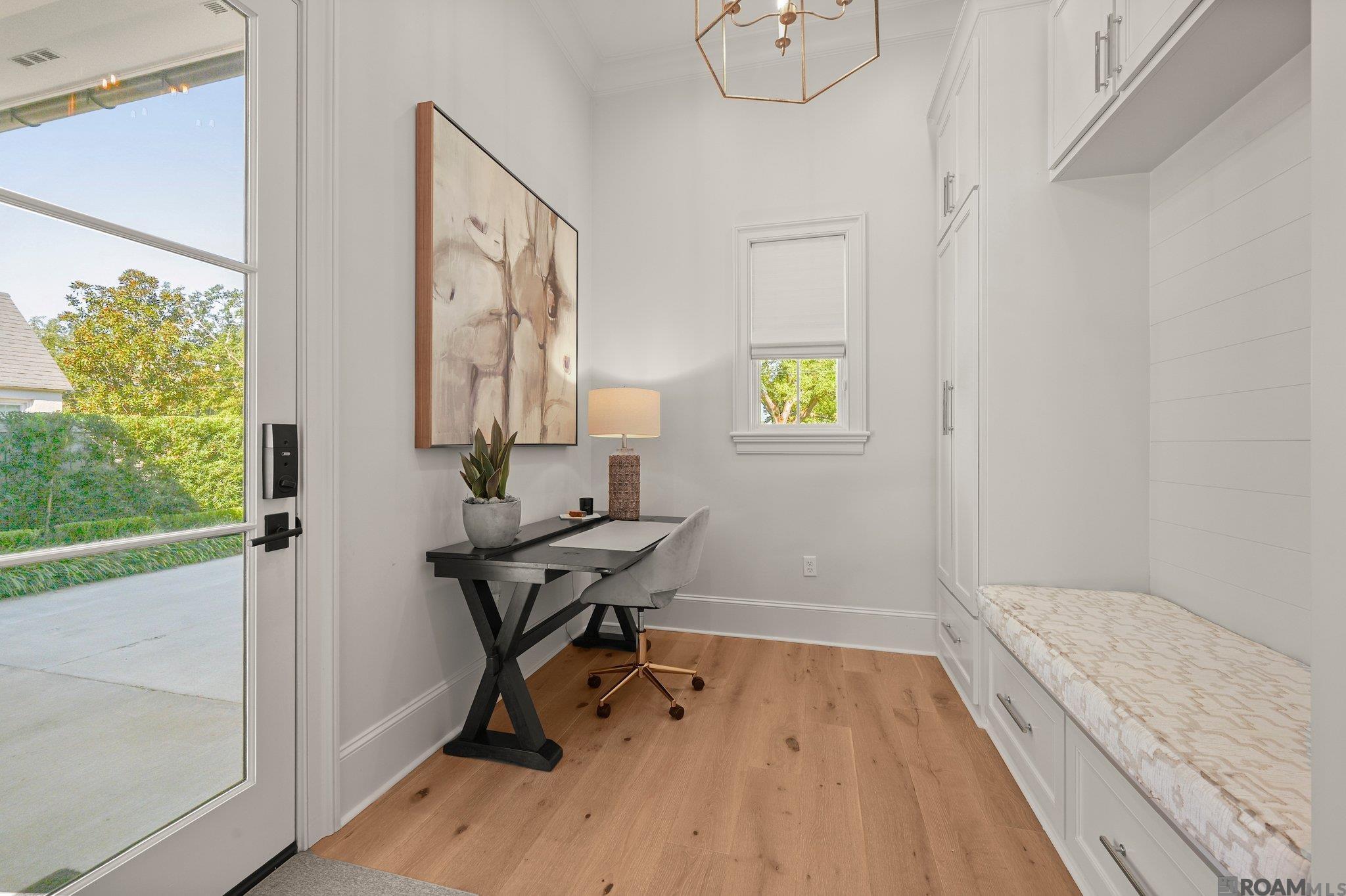 Baton Rouge, Louisiana, 70808, United States, 4 Bedrooms Bedrooms, ,7 BathroomsBathrooms,Residential,Active,1963274