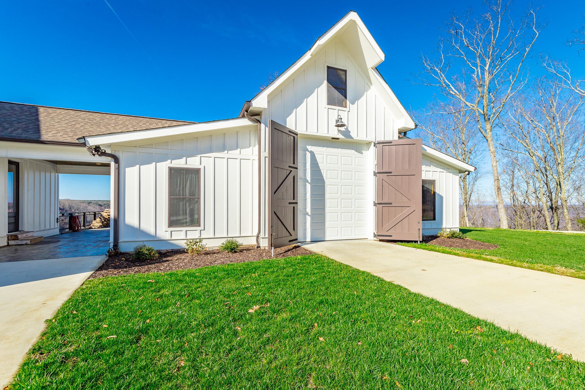 Jasper, Tennessee, 37347, United States, 3 Bedrooms Bedrooms, ,3 BathroomsBathrooms,Residential,Active,2002330