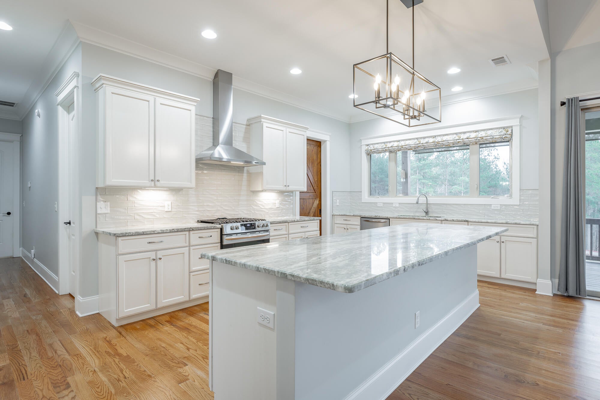 Jasper, Tennessee, 37347, United States, 3 Bedrooms Bedrooms, ,5 BathroomsBathrooms,Residential,Active,2002347