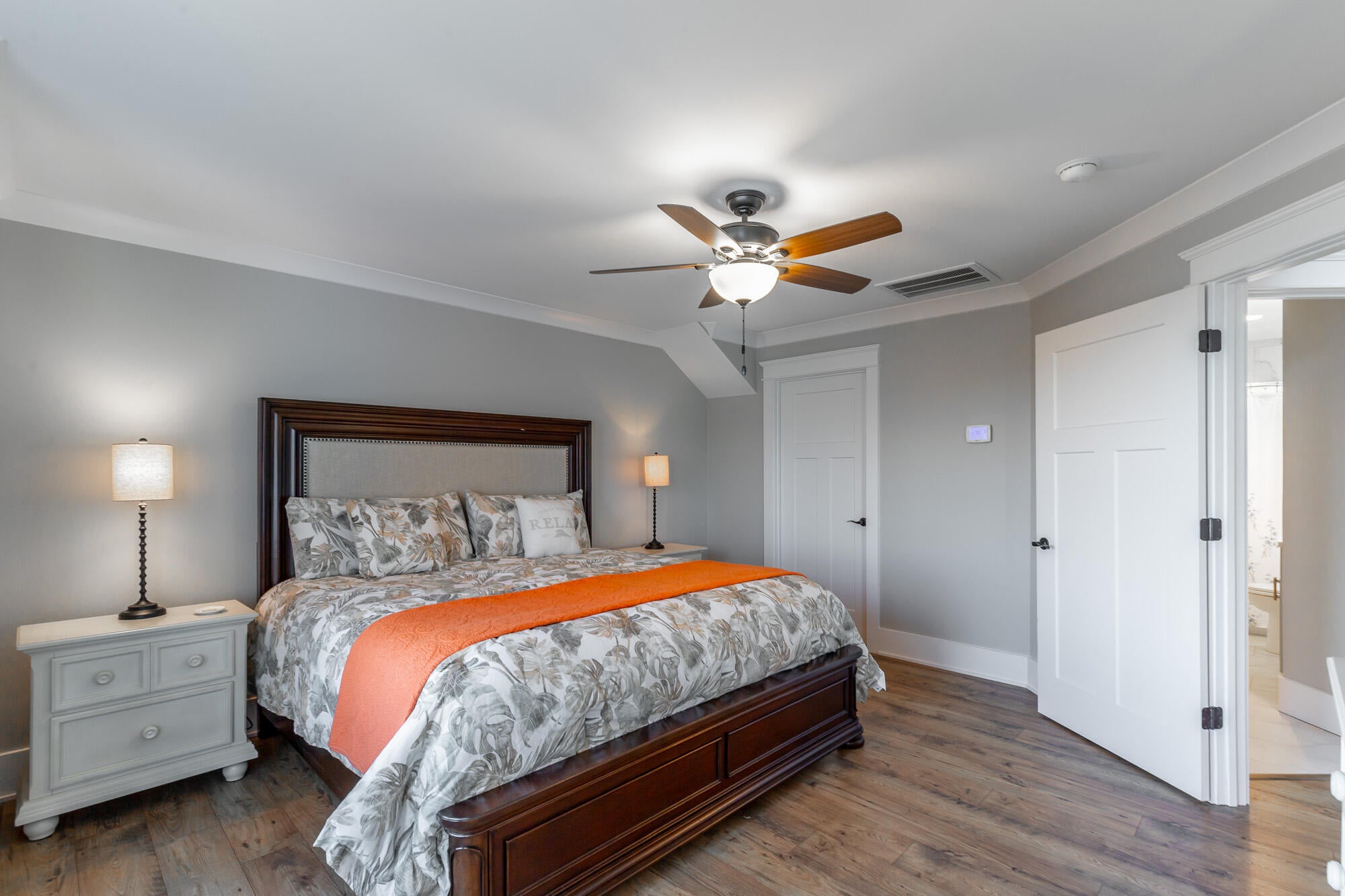 Jasper, Tennessee, 37347, United States, 3 Bedrooms Bedrooms, ,3 BathroomsBathrooms,Residential,Active,2002330