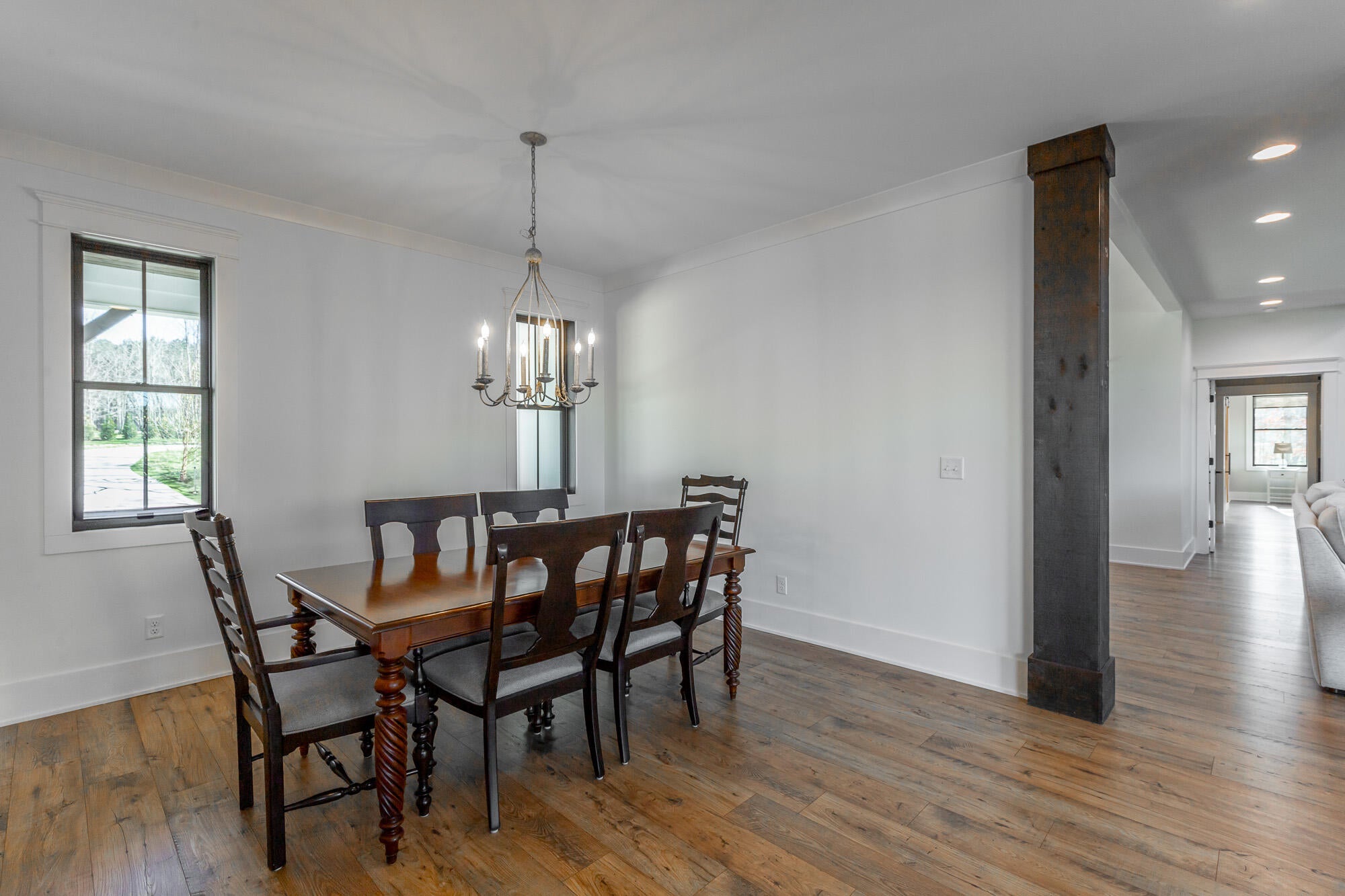 Jasper, Tennessee, 37347, United States, 3 Bedrooms Bedrooms, ,3 BathroomsBathrooms,Residential,Active,2002330