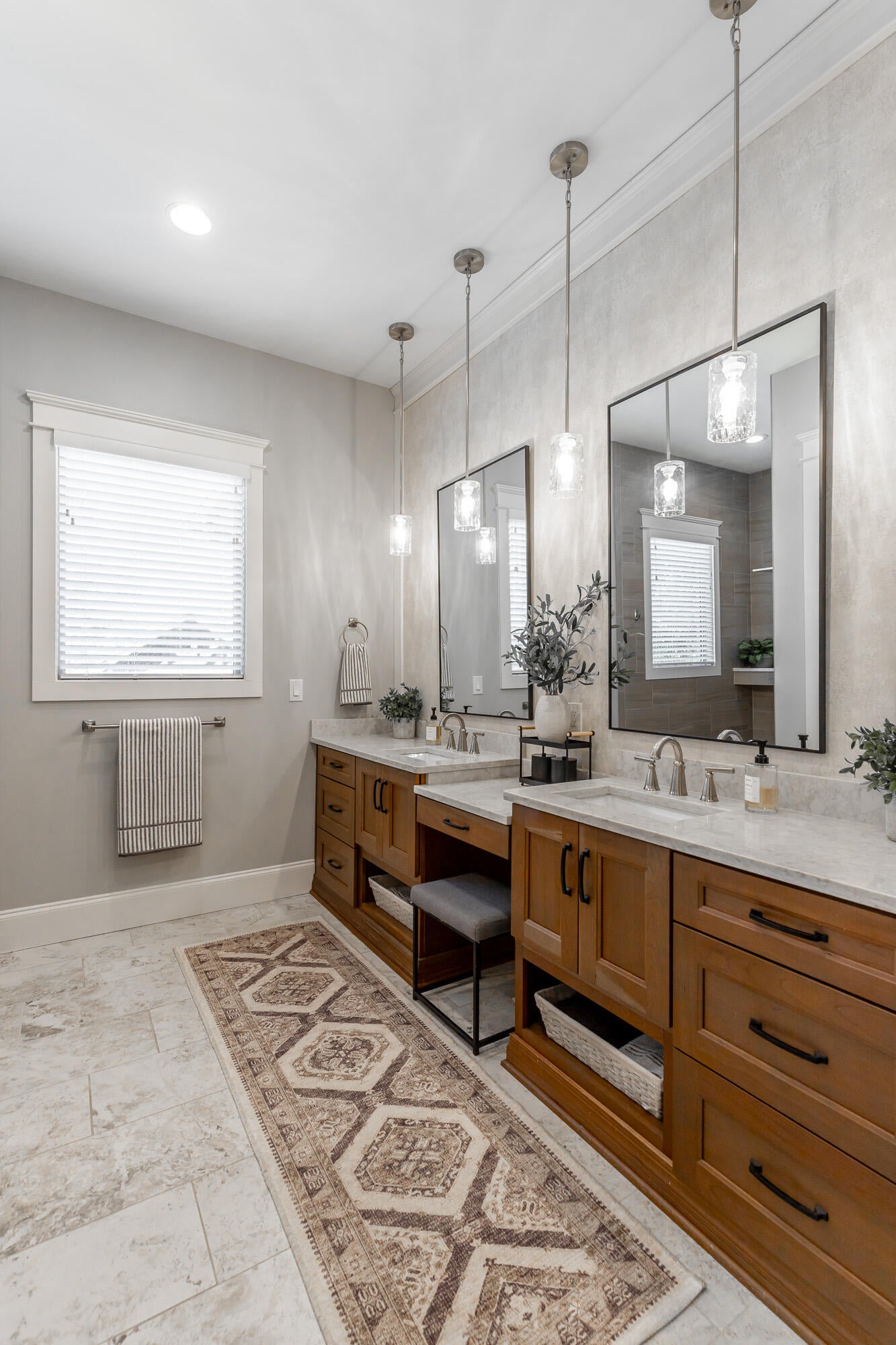 Jasper, Tennessee, 37347, United States, 3 Bedrooms Bedrooms, ,4 BathroomsBathrooms,Residential,Active,1987217