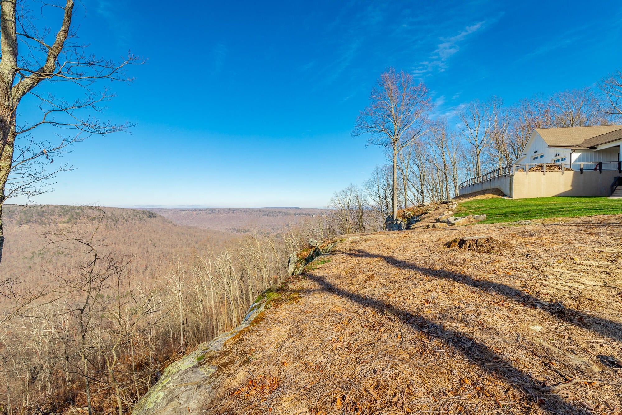 Jasper, Tennessee, 37347, United States, 3 Bedrooms Bedrooms, ,3 BathroomsBathrooms,Residential,Active,2002330
