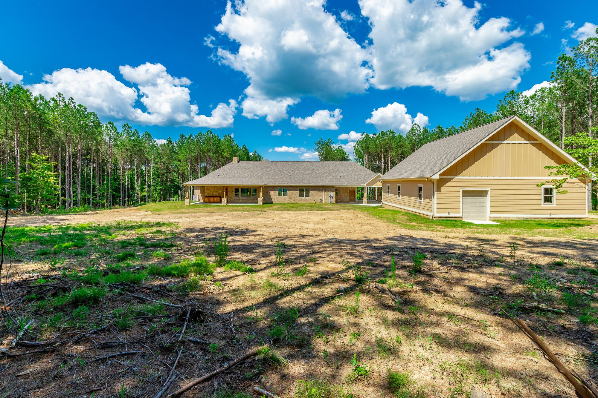 Jasper, Tennessee, 37347, United States, 3 Bedrooms Bedrooms, ,3 BathroomsBathrooms,Residential,Active,1965825