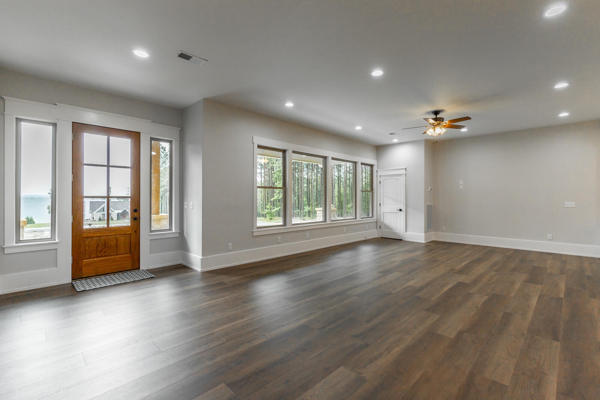 Jasper, Tennessee, 37347, United States, 3 Bedrooms Bedrooms, ,3 BathroomsBathrooms,Residential,Active,1965825