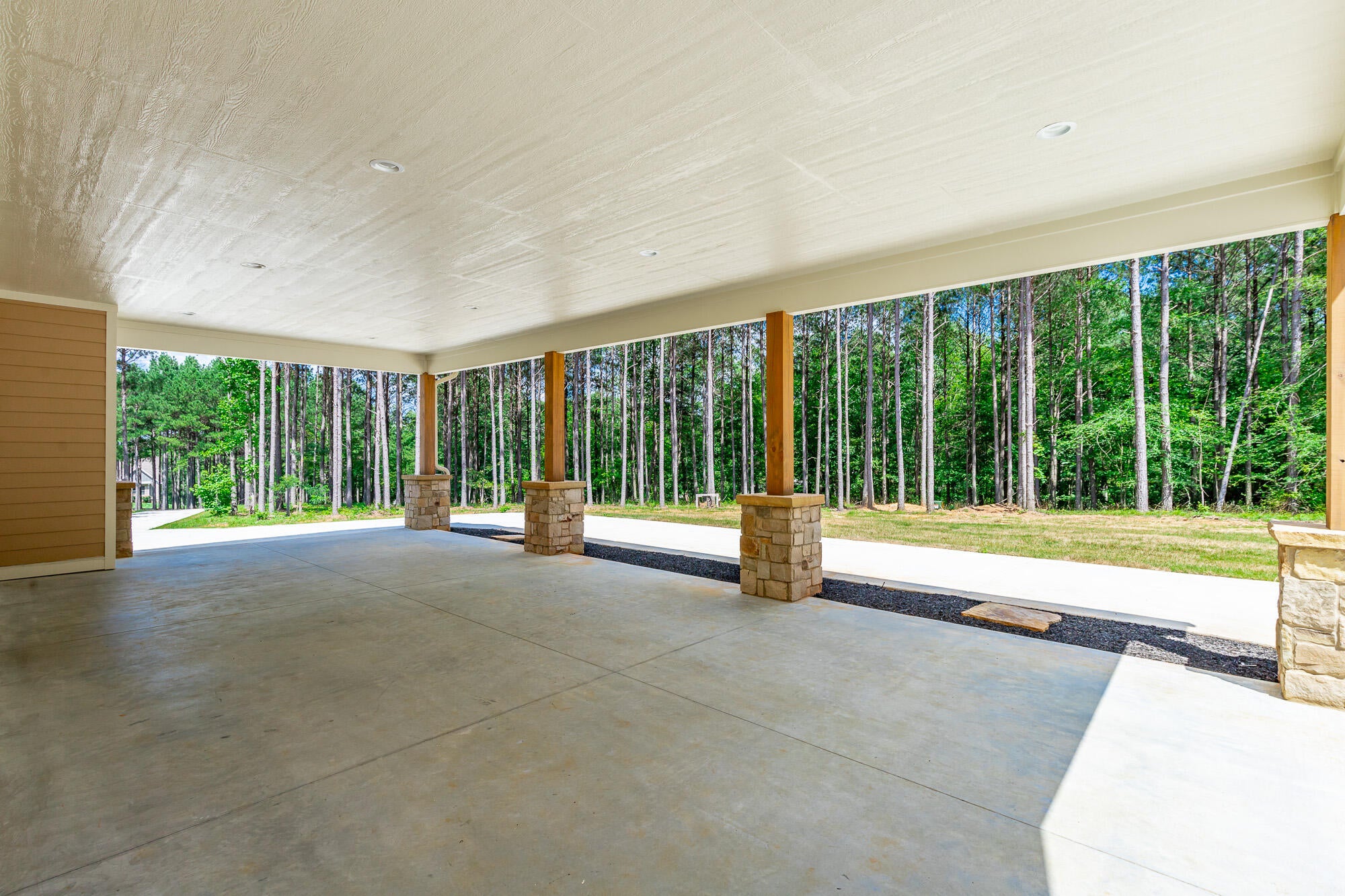 Jasper, Tennessee, 37347, United States, 3 Bedrooms Bedrooms, ,3 BathroomsBathrooms,Residential,Active,1965825