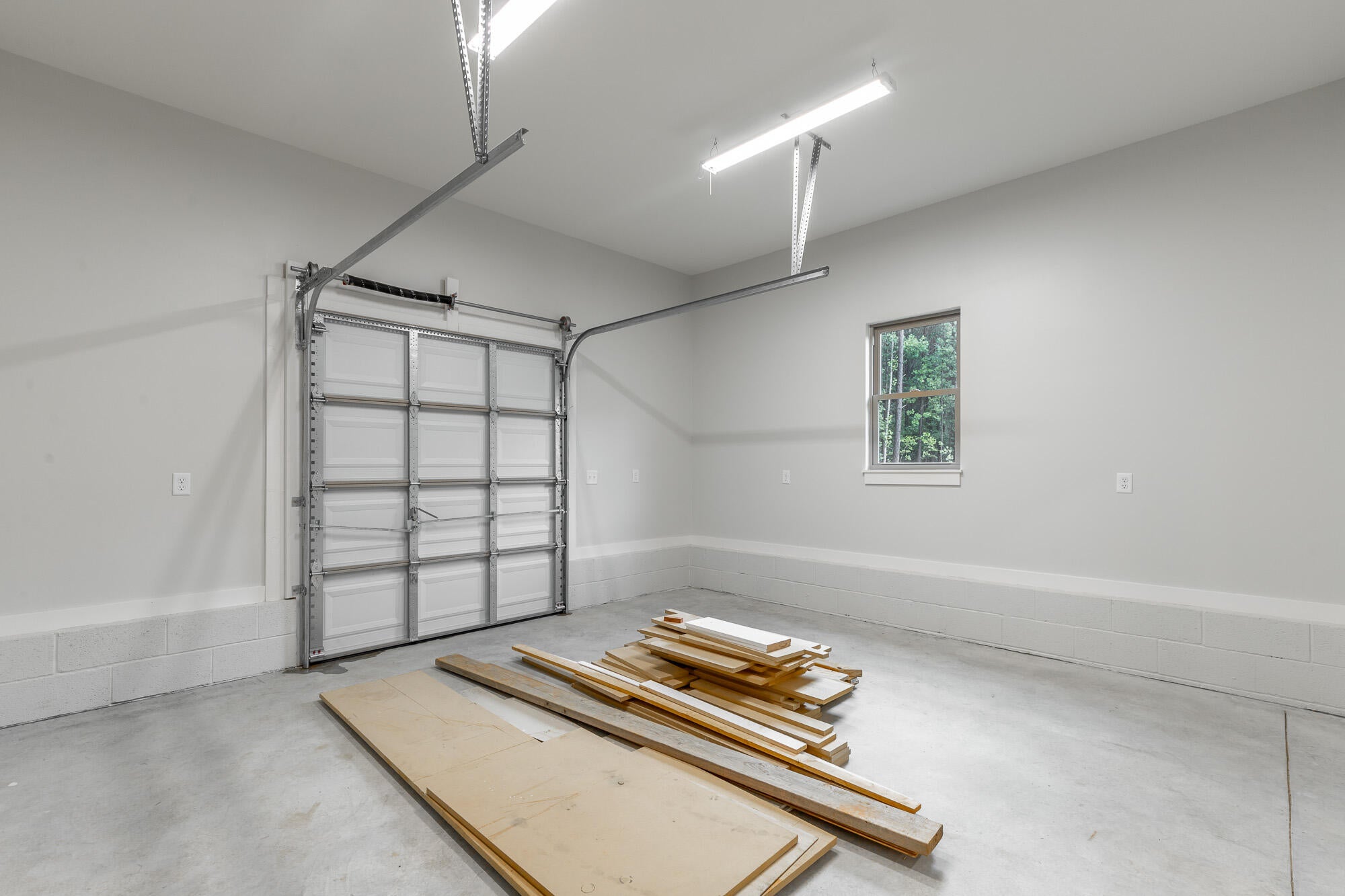 Jasper, Tennessee, 37347, United States, 3 Bedrooms Bedrooms, ,3 BathroomsBathrooms,Residential,Active,1965825